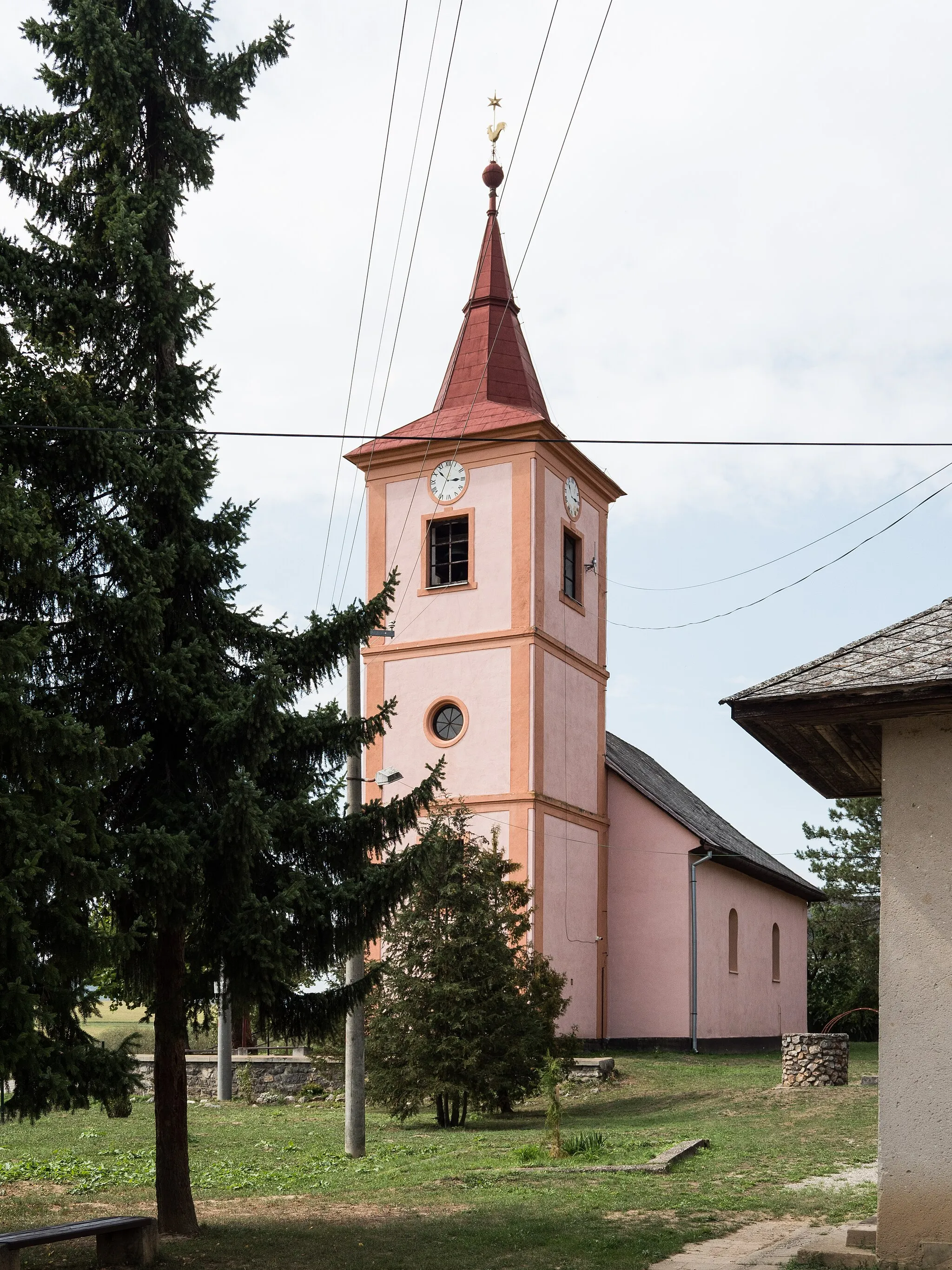 Photo showing: Reformed Church in Gemerský Sad, Slovakia. Neoclassical building from 1787.