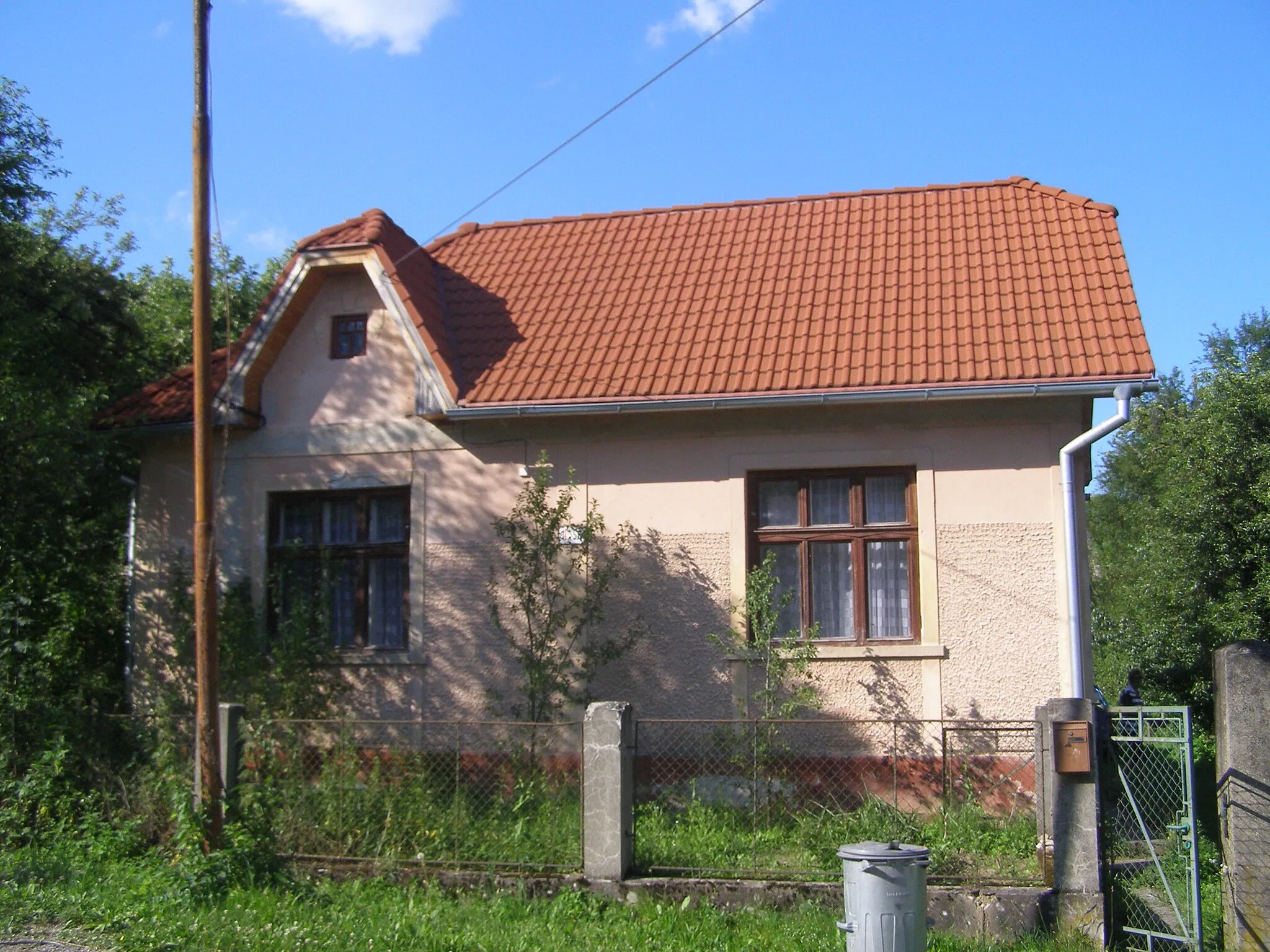 Photo showing: Small house in Malá Bytča, Slovakia