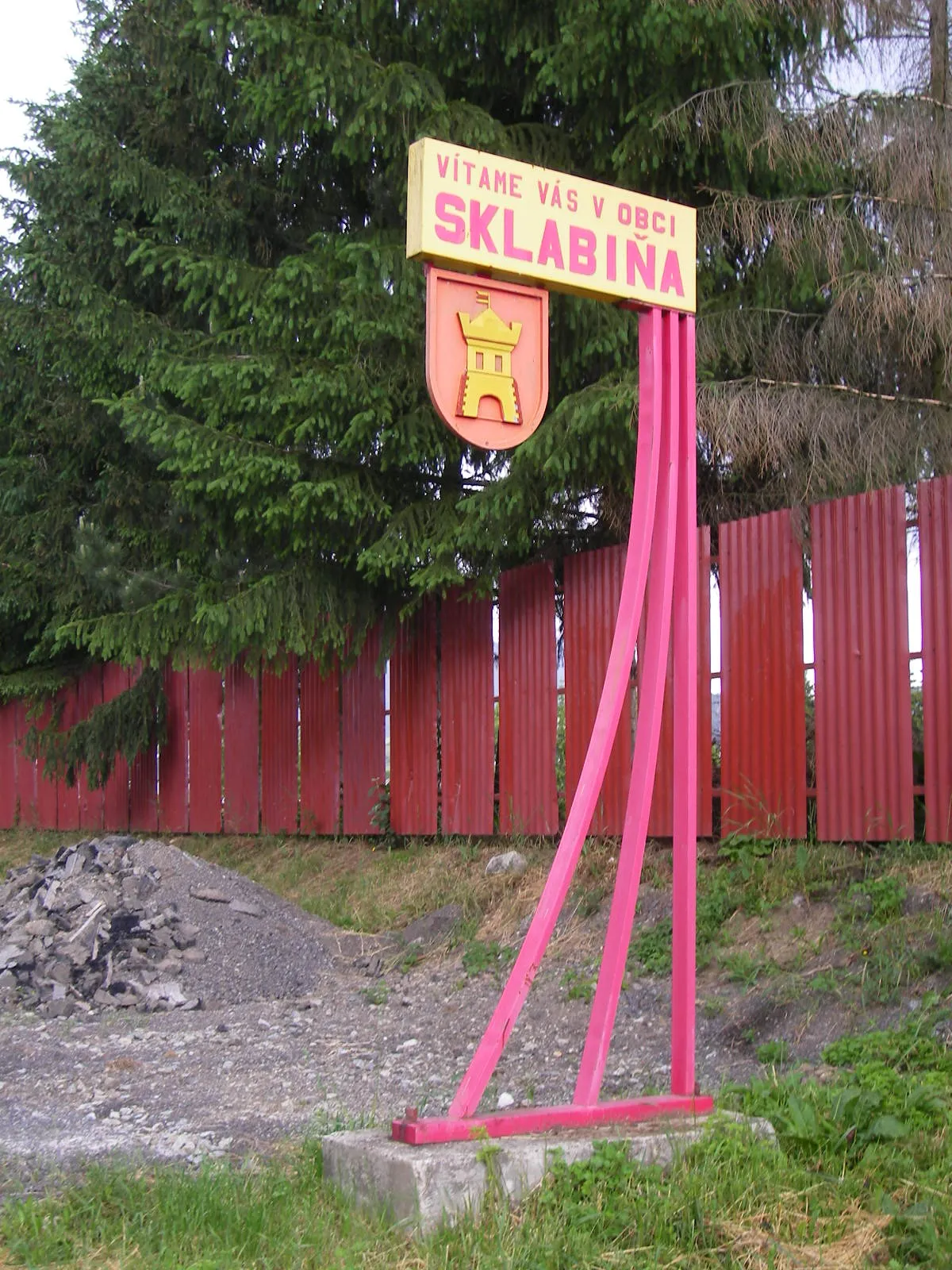 Photo showing: Sklabiňa - welcome sign