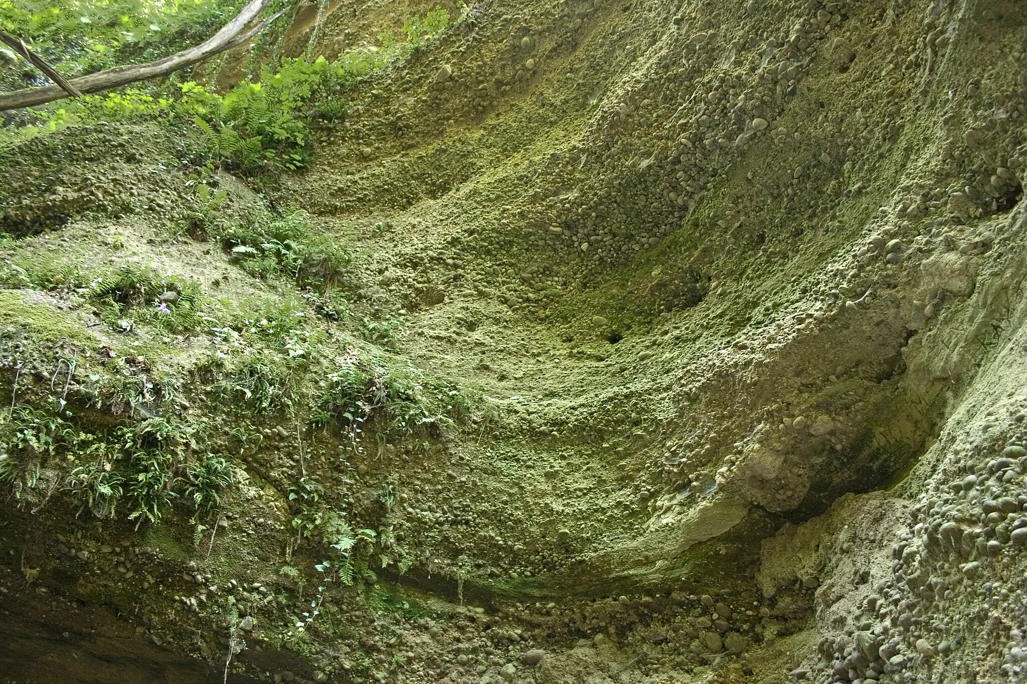 Photo showing: Nógrádszakál - Paris Creek Valley - geological protected area - 23 million years before the river valley - sandstone sediments