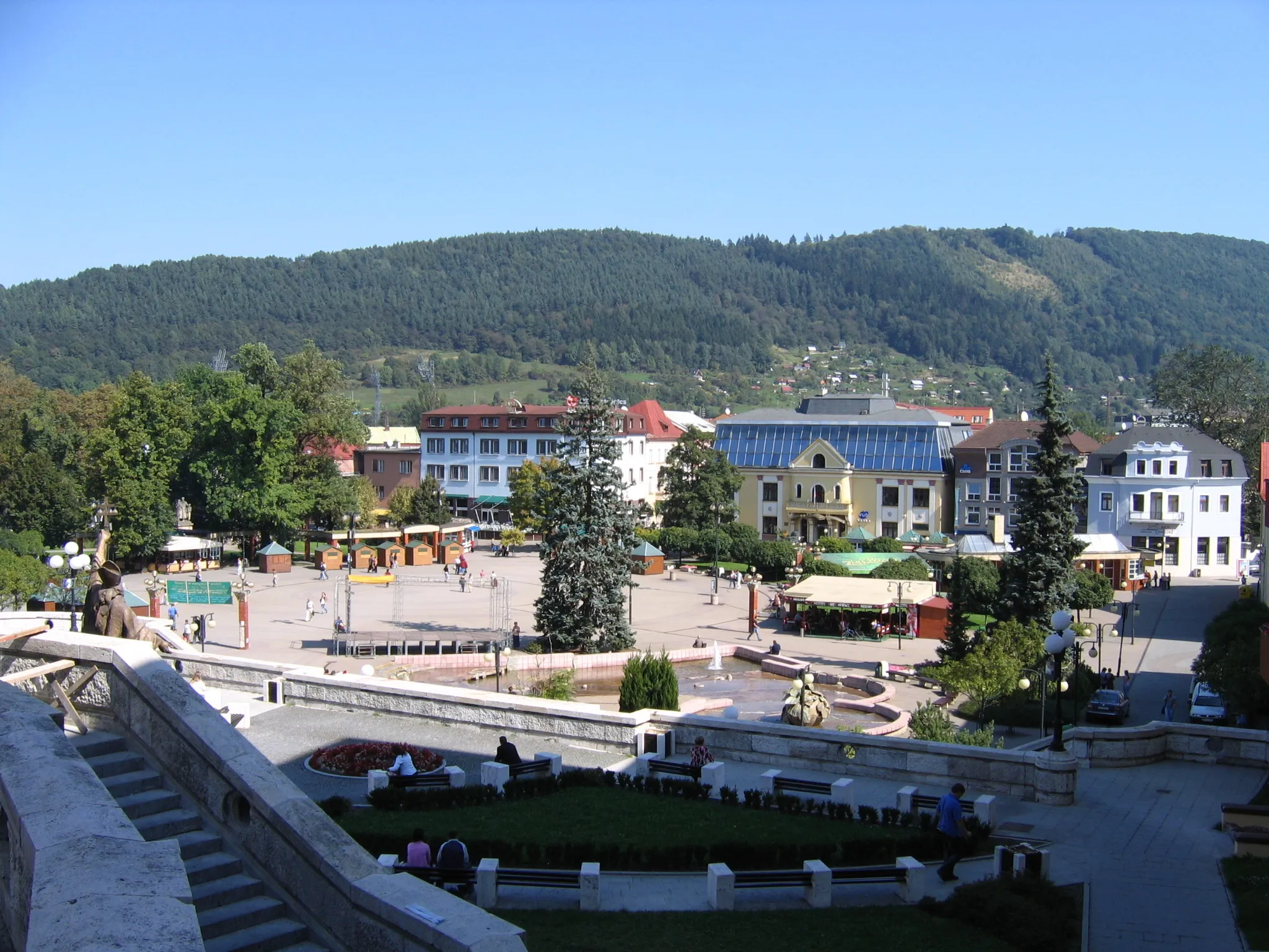 Photo showing: Andrej Hlinka Square