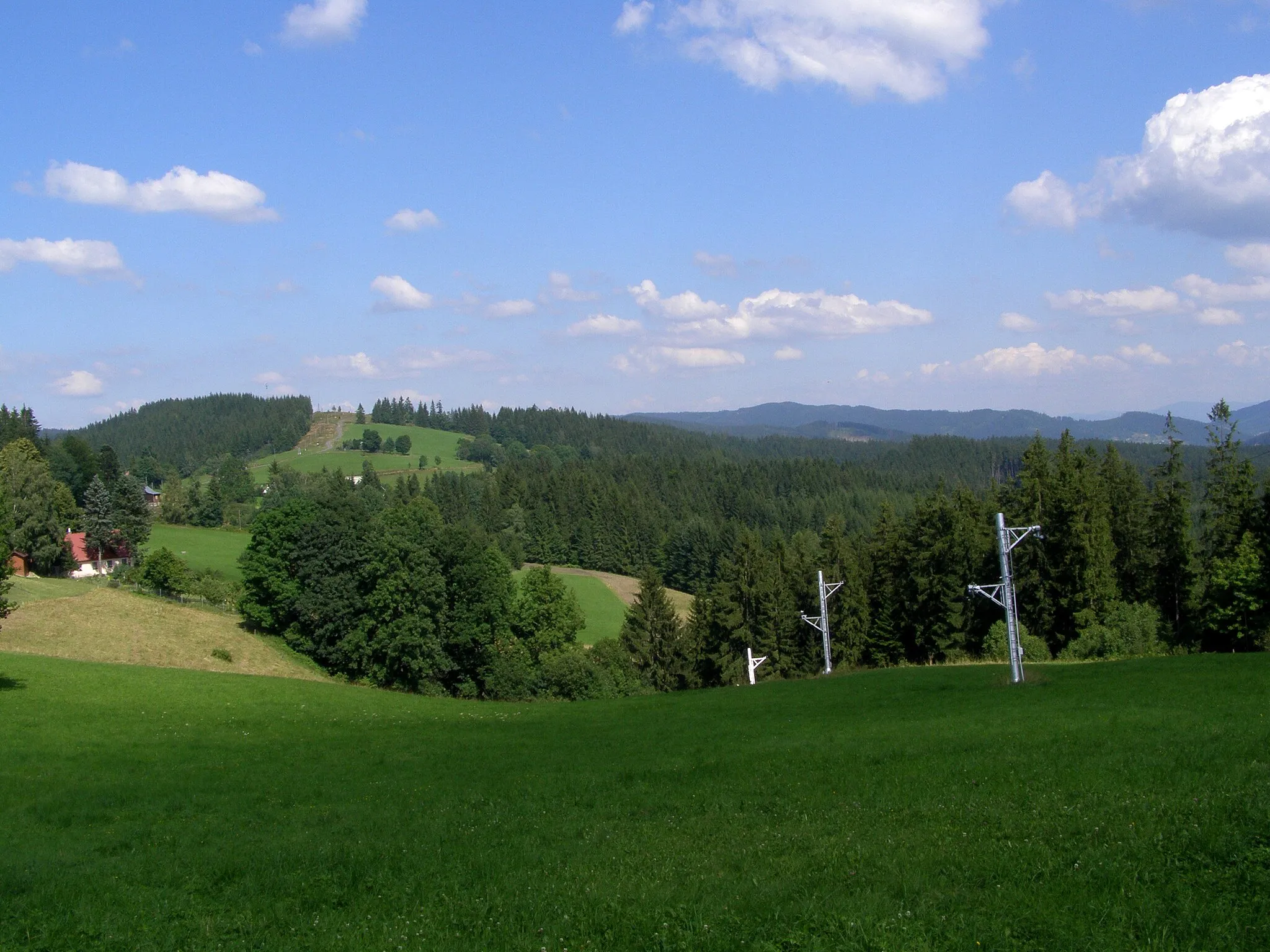 Photo showing: Gruň, výhled na hřeben z lokality Charbulák