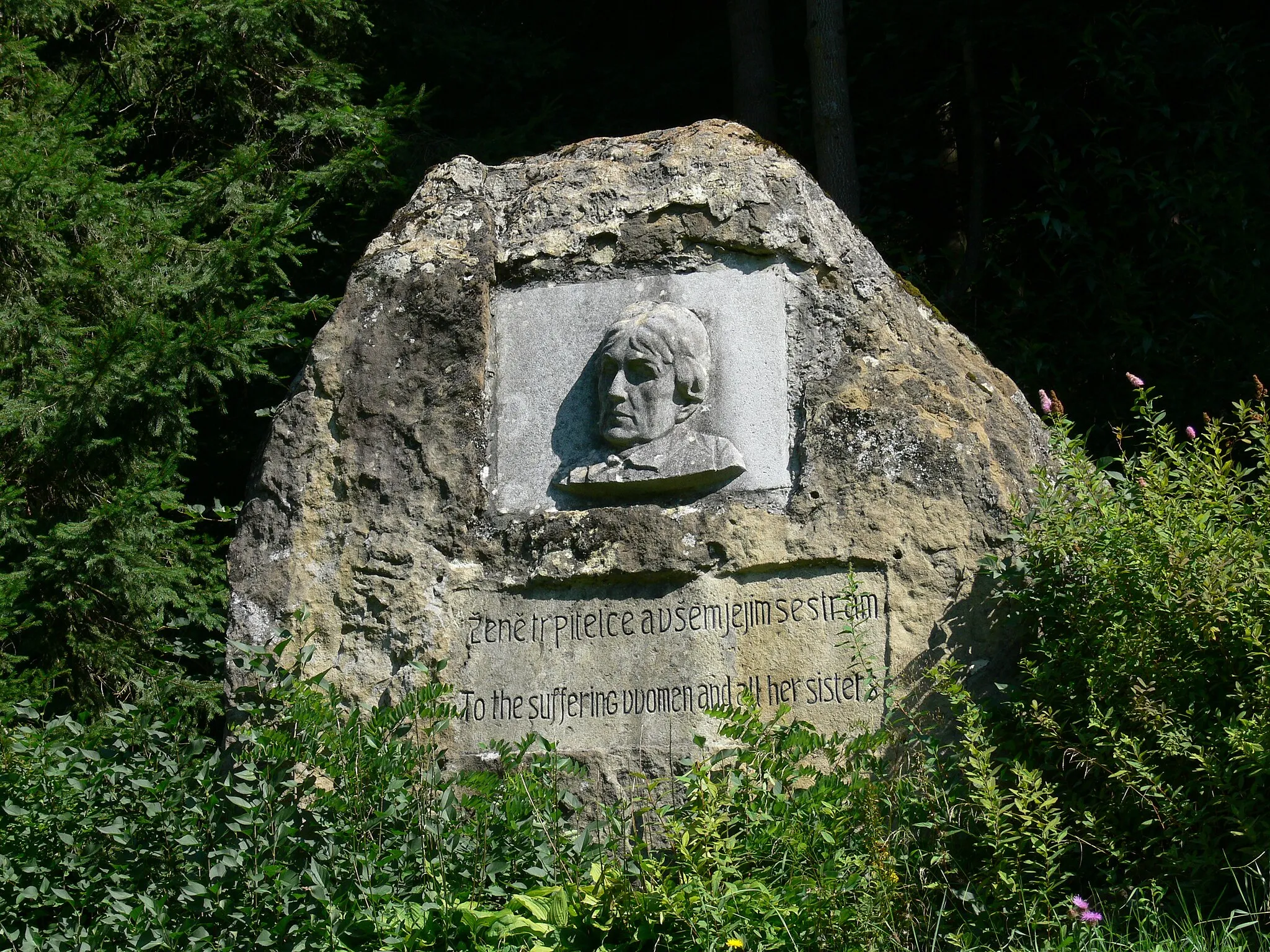 Photo showing: Pomník Charlotty Garique-Masarykové v obci Hutisko-Solanec