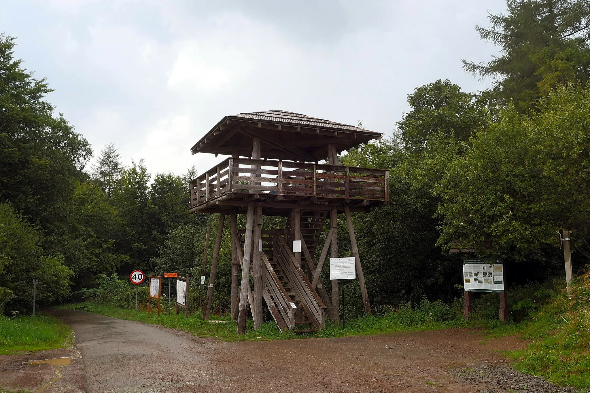 Photo showing: vidturo troviĝanta sur la intermonto “Przełęcz nad Roztokami” / “Ruské Sedlo” ĉe landlimo Polujo – Slovakujo