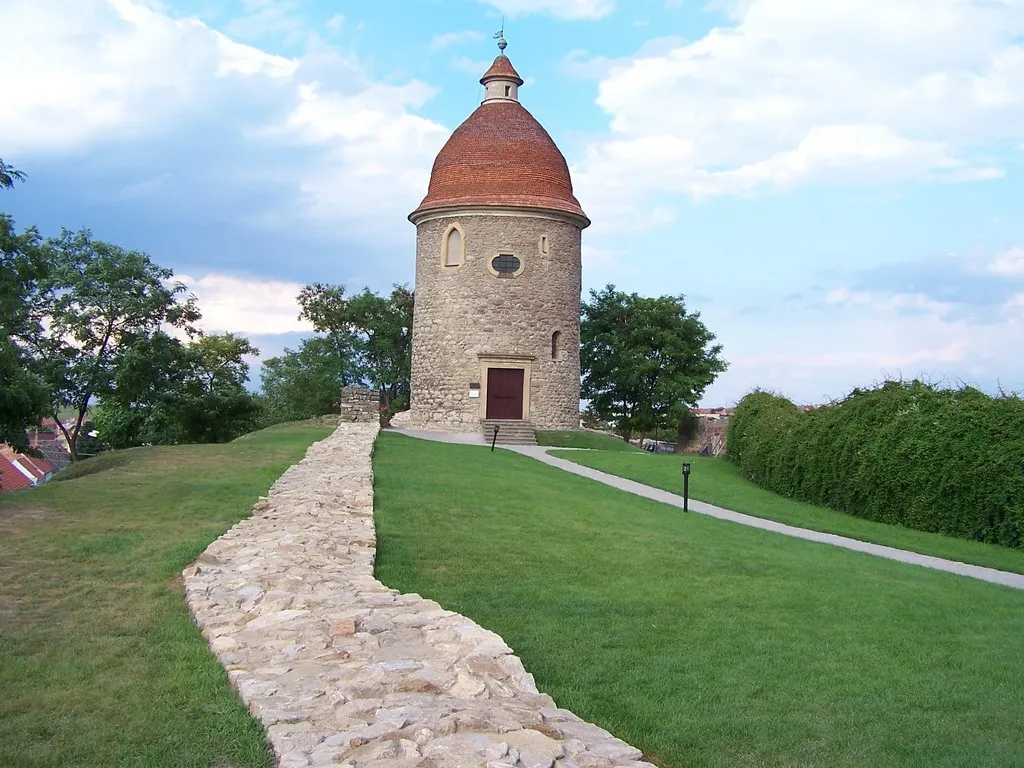 Photo showing: This media shows the protected monument with the number 206-718/0 CHMSK/206-718/0,CHMSK/206-718(other) in the Slovak Republic.