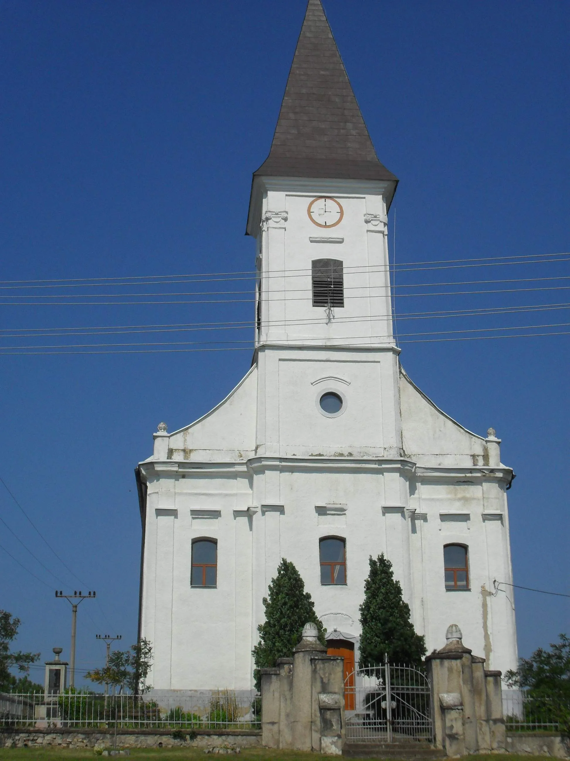 Photo showing: Ladmóc - református templom