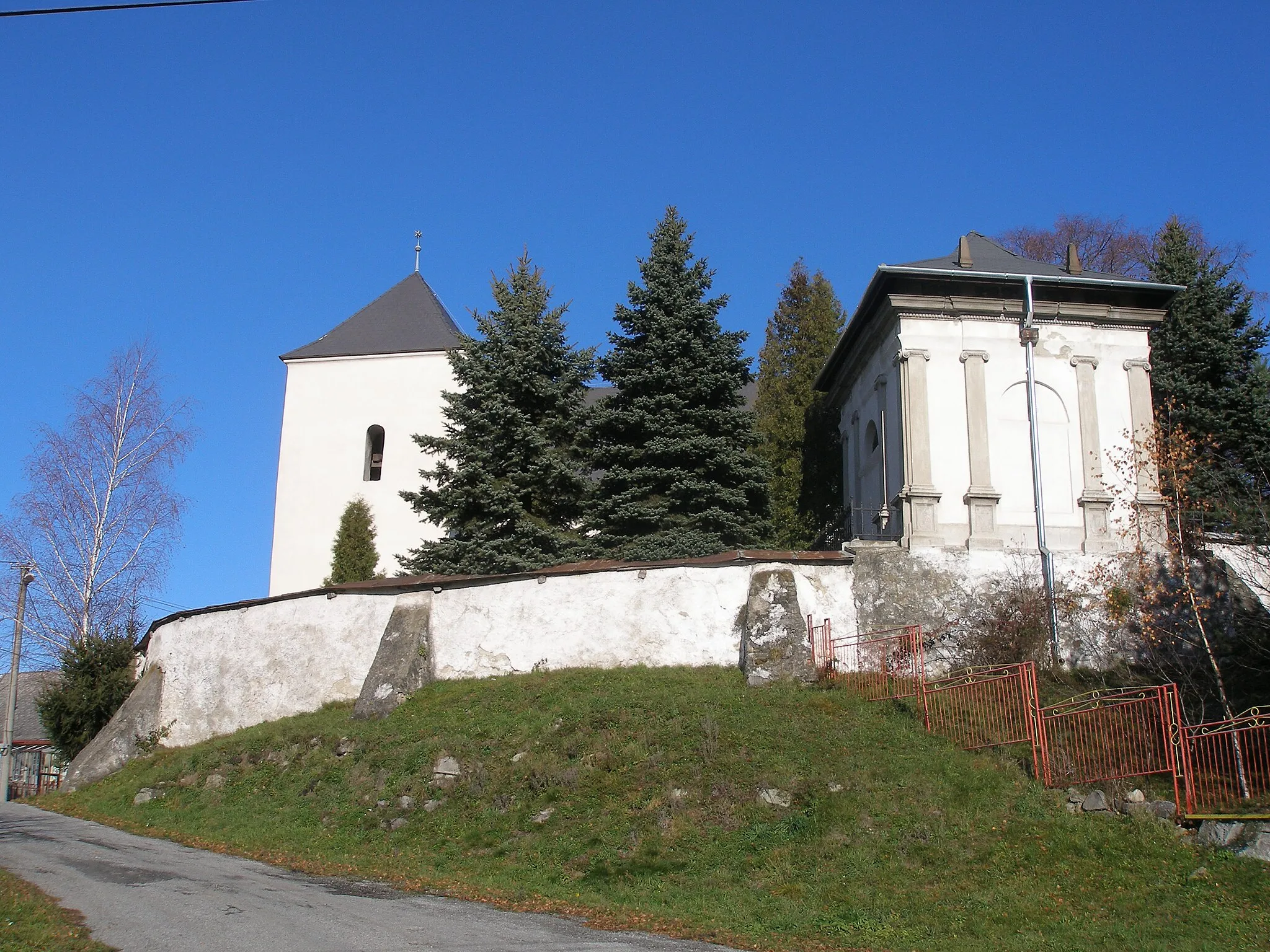 Photo showing: This media shows the protected monument with the number 707-405/2 CHMSK/707-405/2,CHMSK/707-405(other) in the Slovak Republic.