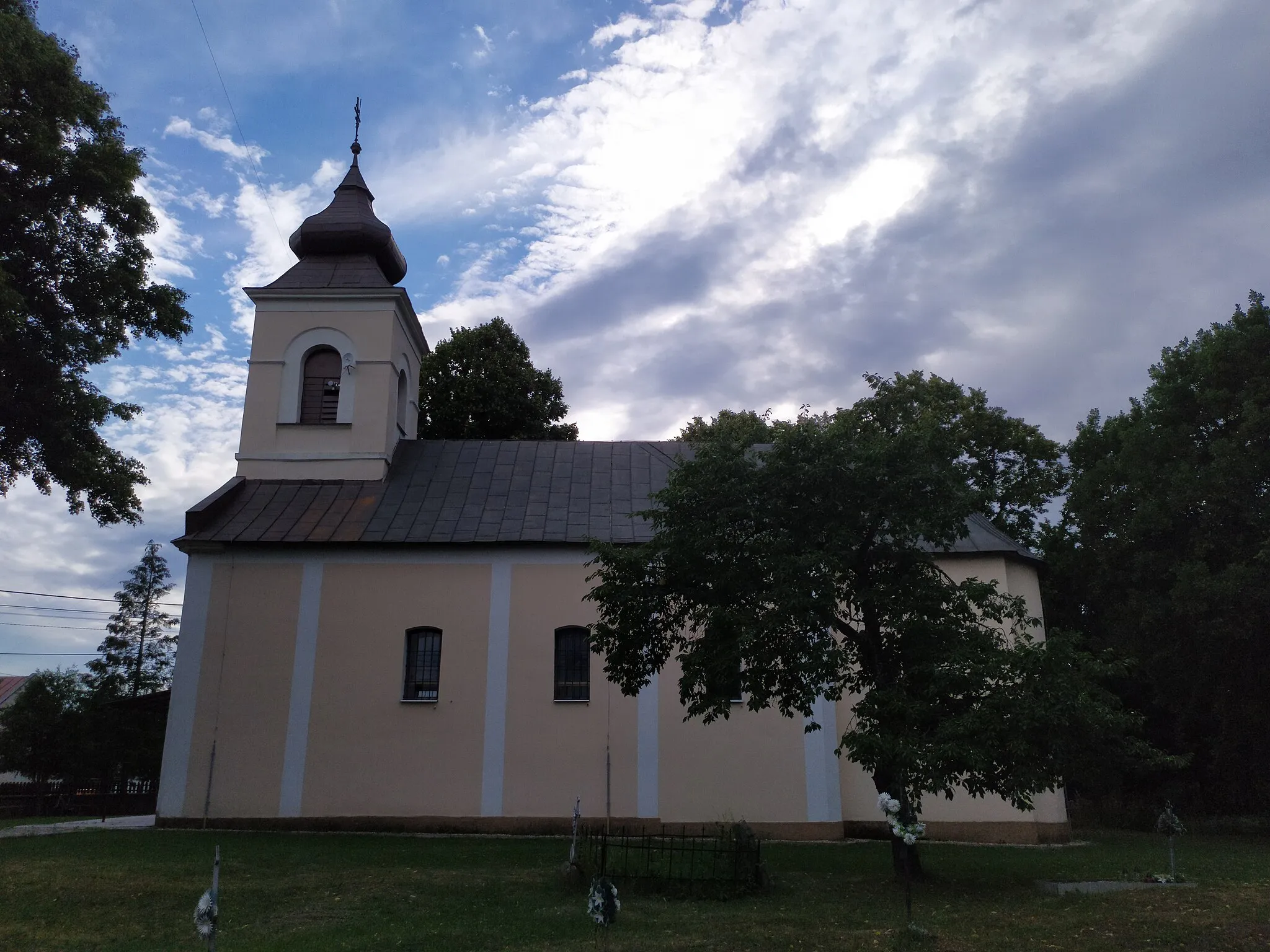 Photo showing: Jovsa (okr. Michalovce), Chrám Ochrany Presvätej Bohorodičky; celkový pohľad