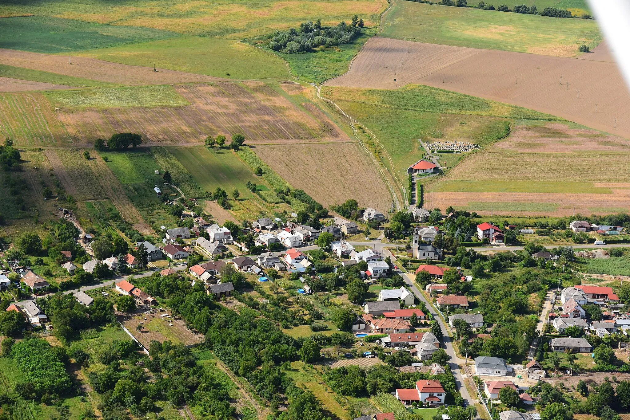 Photo showing: Nagytárkány légifelvétel