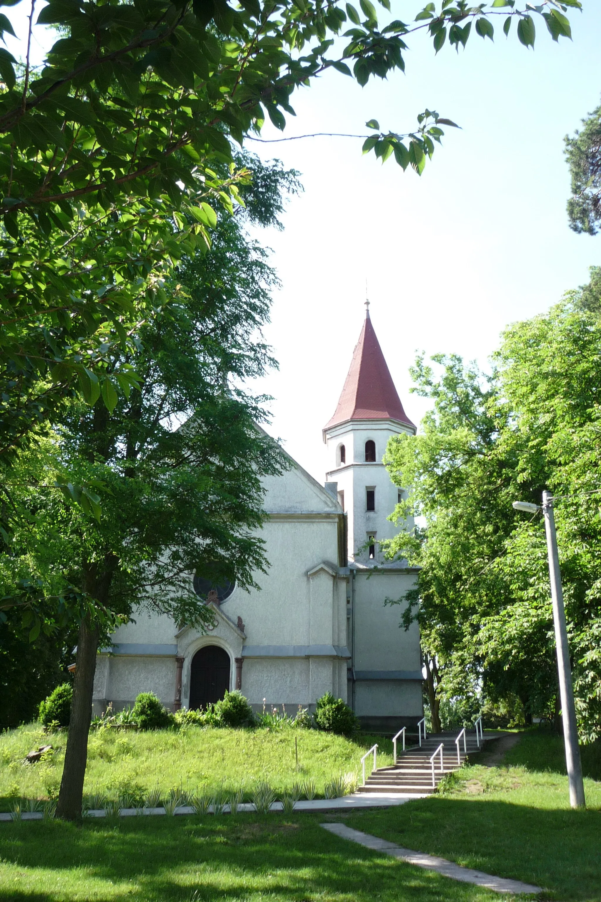 Photo showing: Katolik Church - Katolikus templom - Katilický kostol