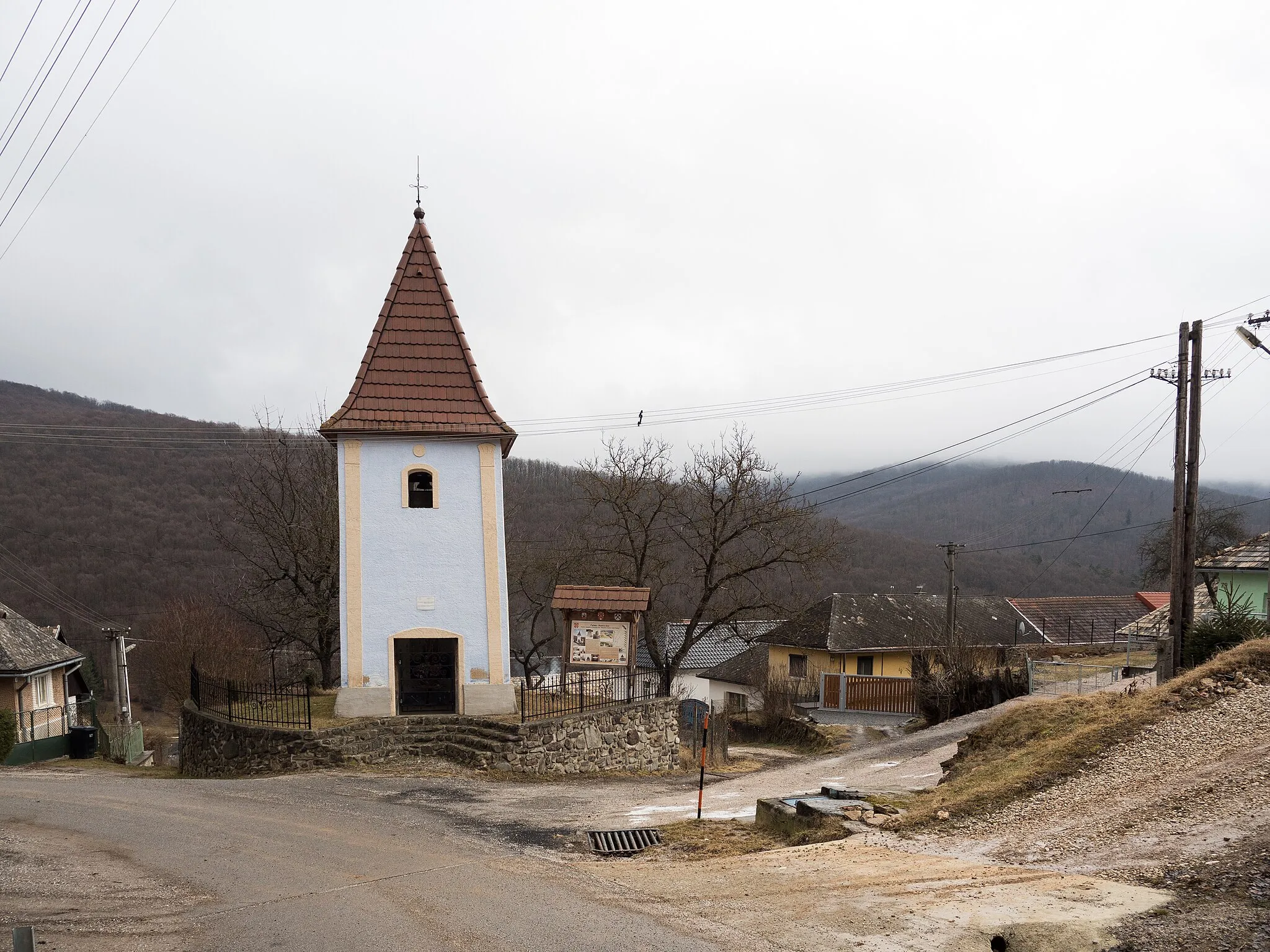 Photo showing: Čučma village, Slovakia.