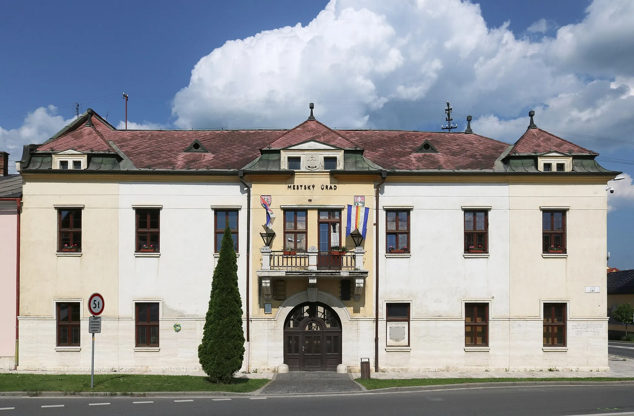 Photo showing: City office / Spišské Vlachy