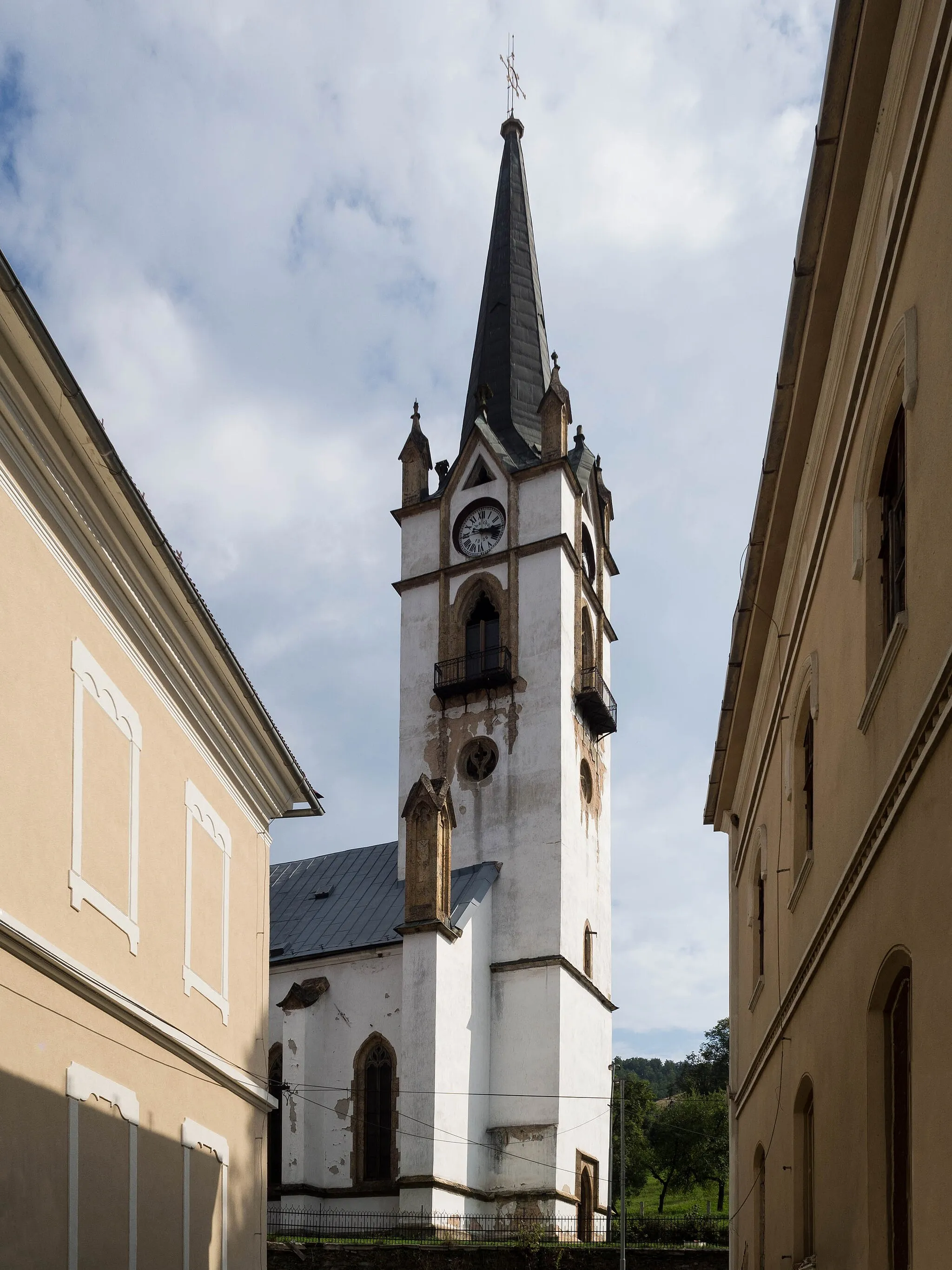 Photo showing: Lutheran Church in Dobšiná, Slovakia. Gothic building from the 15th century, rebuilt in Gothic Revival style in 1891.