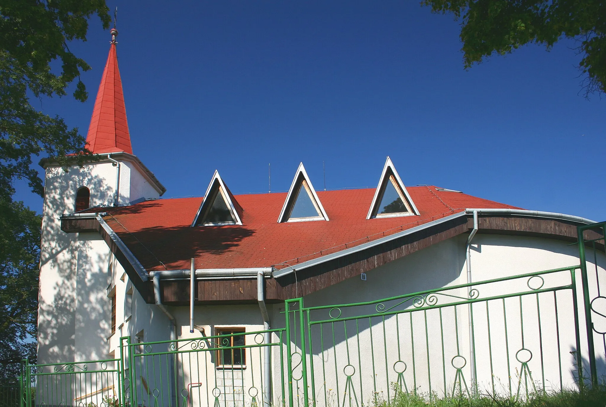 Photo showing: church in Tovarné, Slovakia
