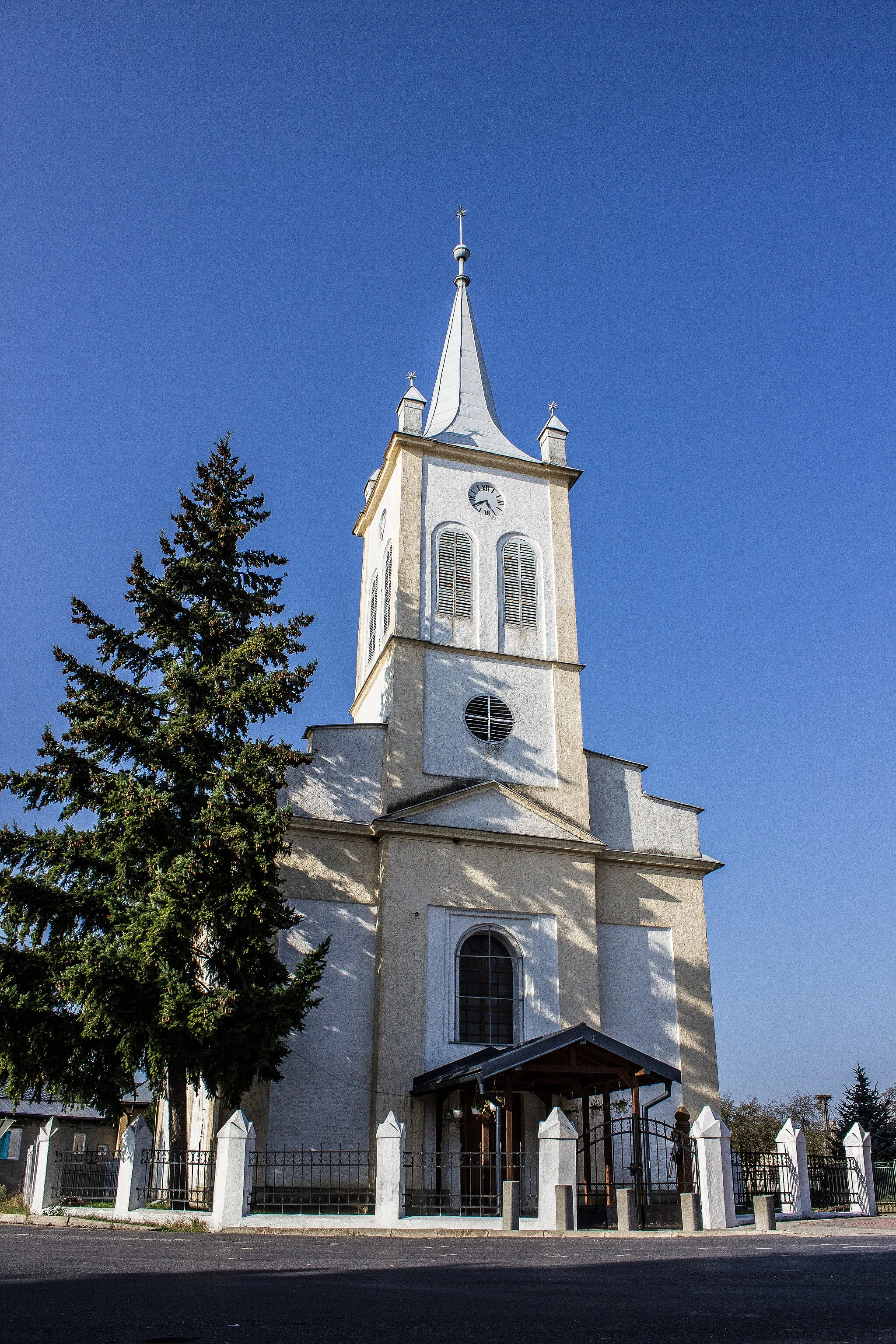 Photo showing: Vaján - Református Templom