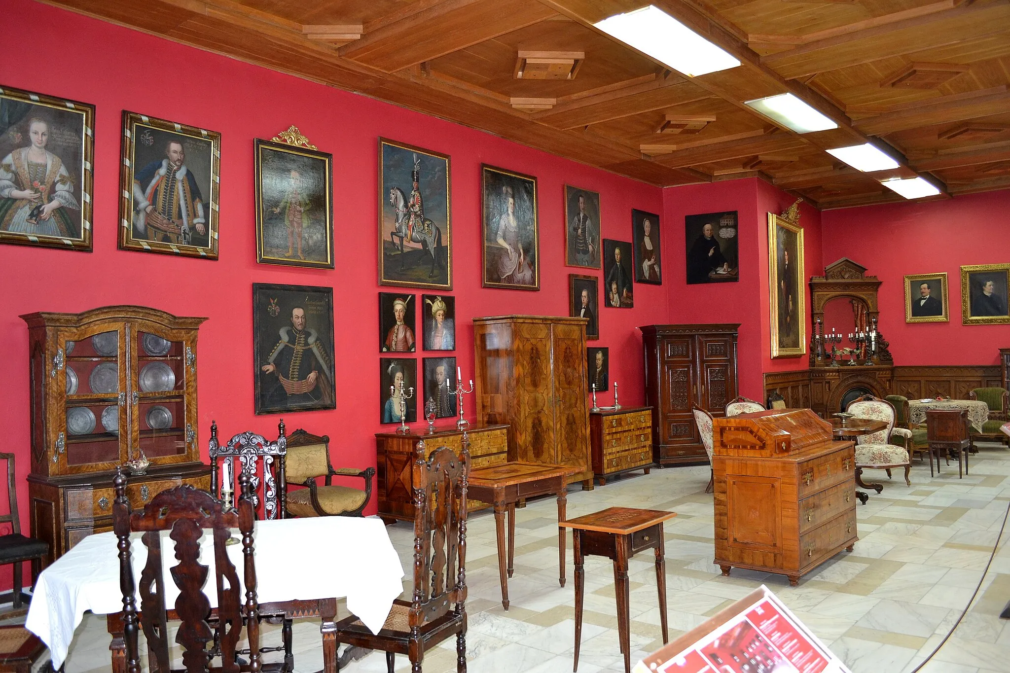 Photo showing: Kežmarský hrad, expozícia Portrétna maľba a nábytok v 17. až 19. storočí na Spiši