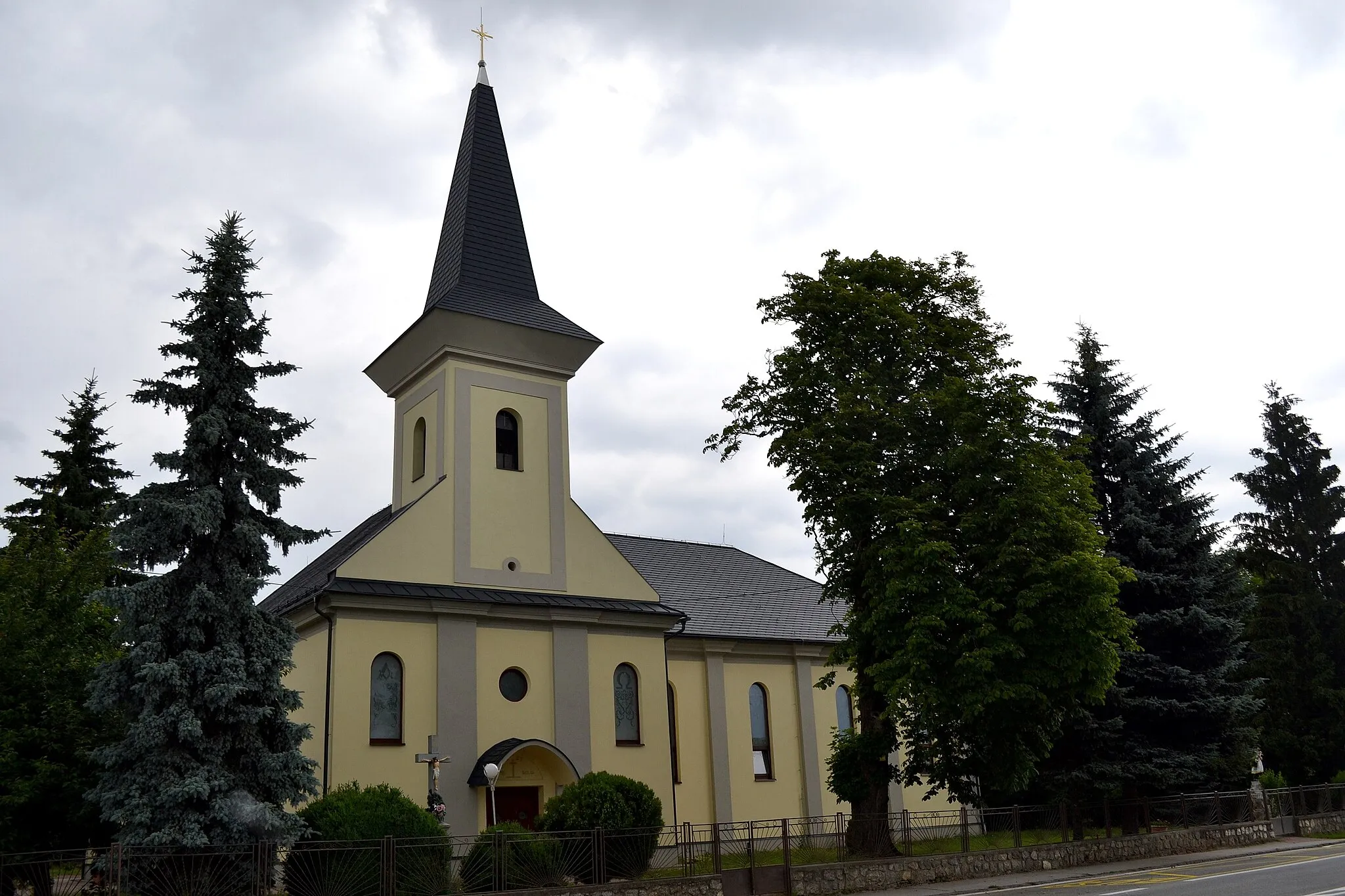 Photo showing: Čečejovce (okr. Košice-okolie), Kostol svätého Jána Evanjelistu