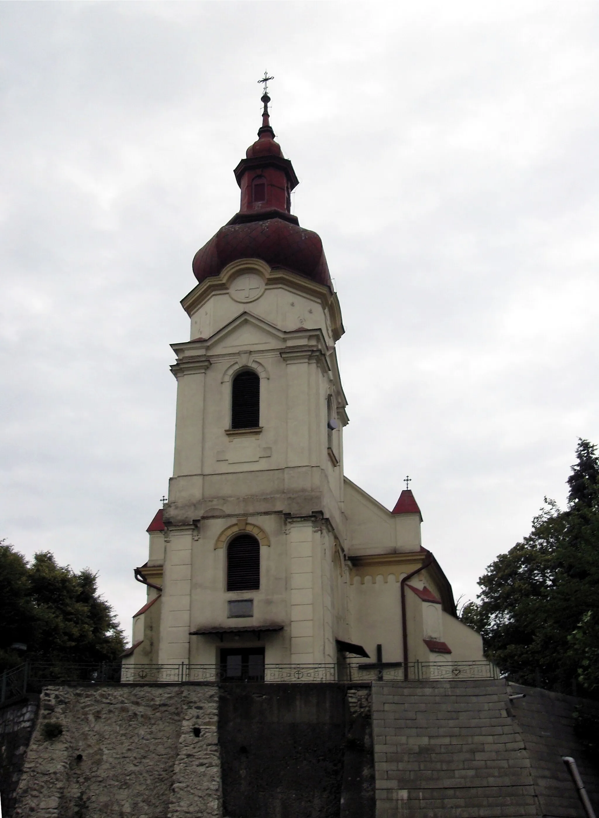 Photo showing: Kostol Kostol Povýšenia svätého Kríža v Rozhanovce