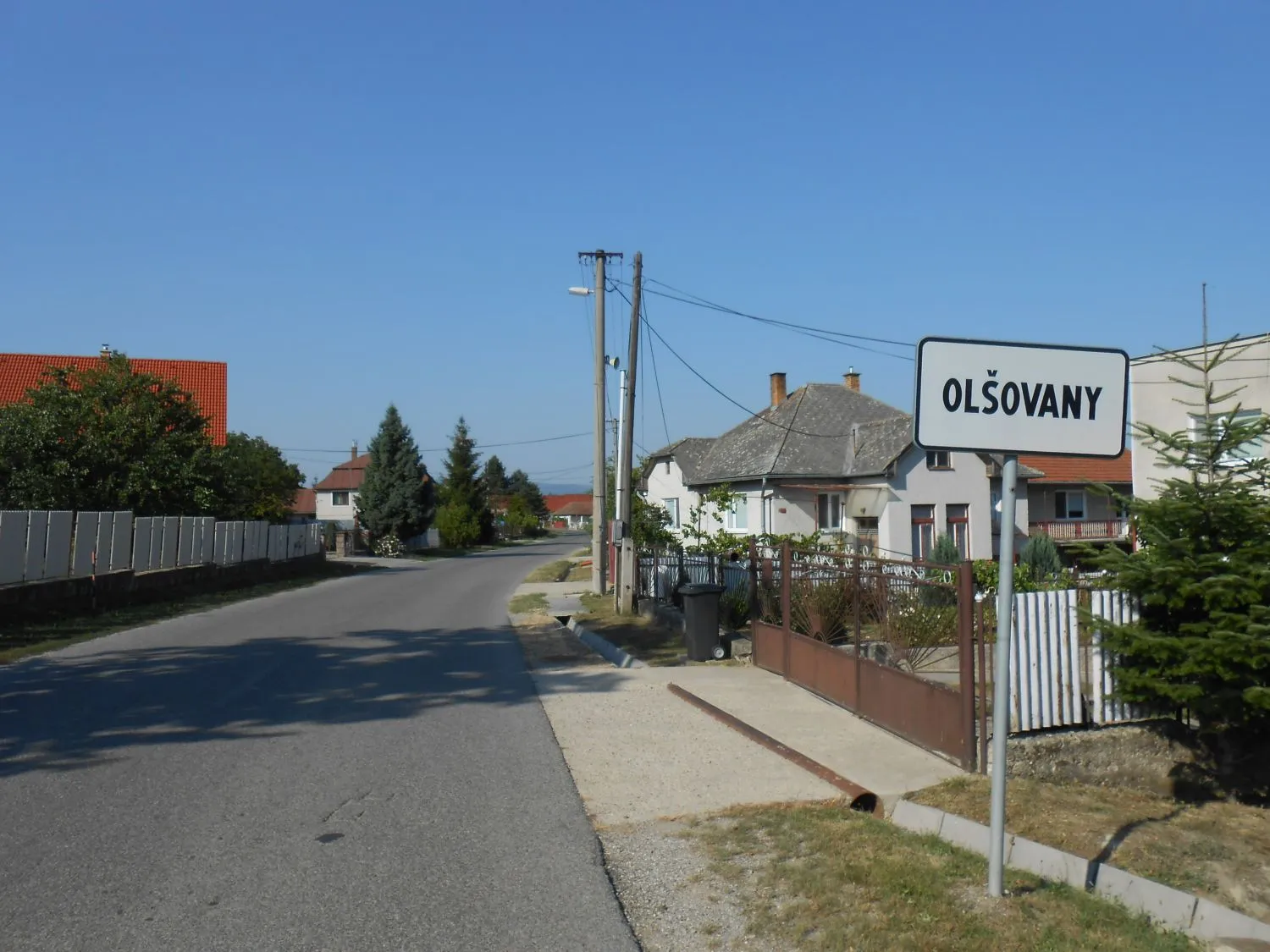 Photo showing: Olšovany village