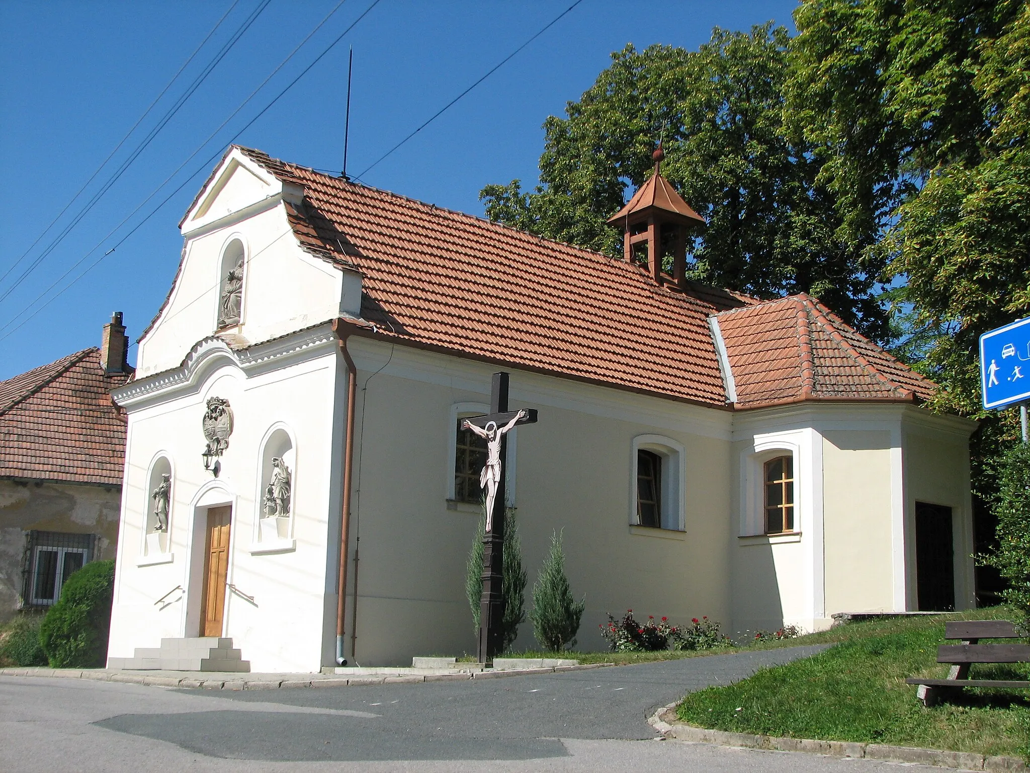Photo showing: Holy Trinity chapel in Strážovice, Hodonín District, Czech Republic