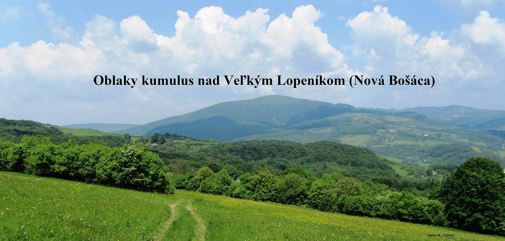 Photo showing: Oblaky nad Novou bosacou