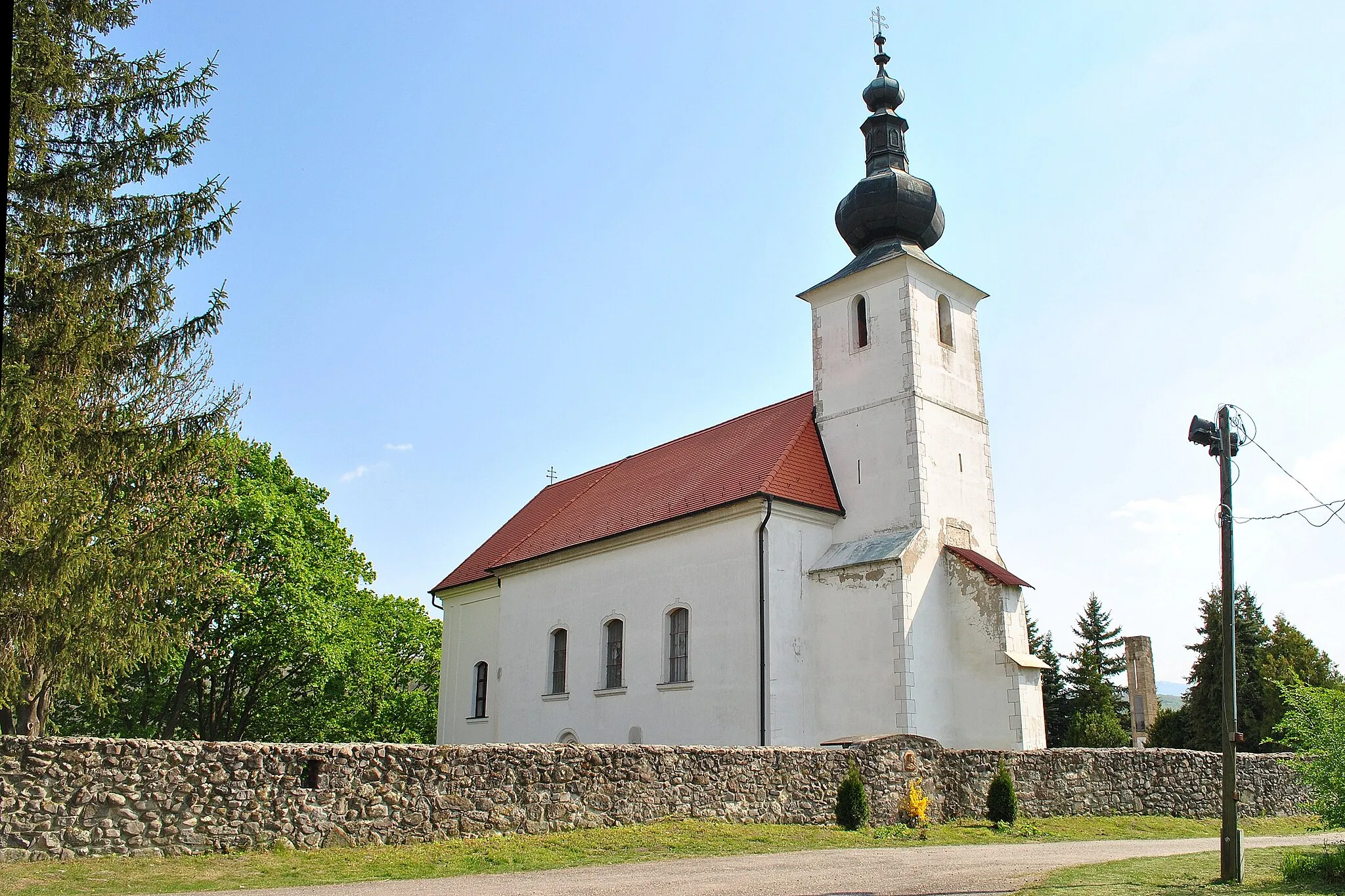 Photo showing: Nagyboldogasszony római katolikus templom (Bernecebaráti, Várhegy)