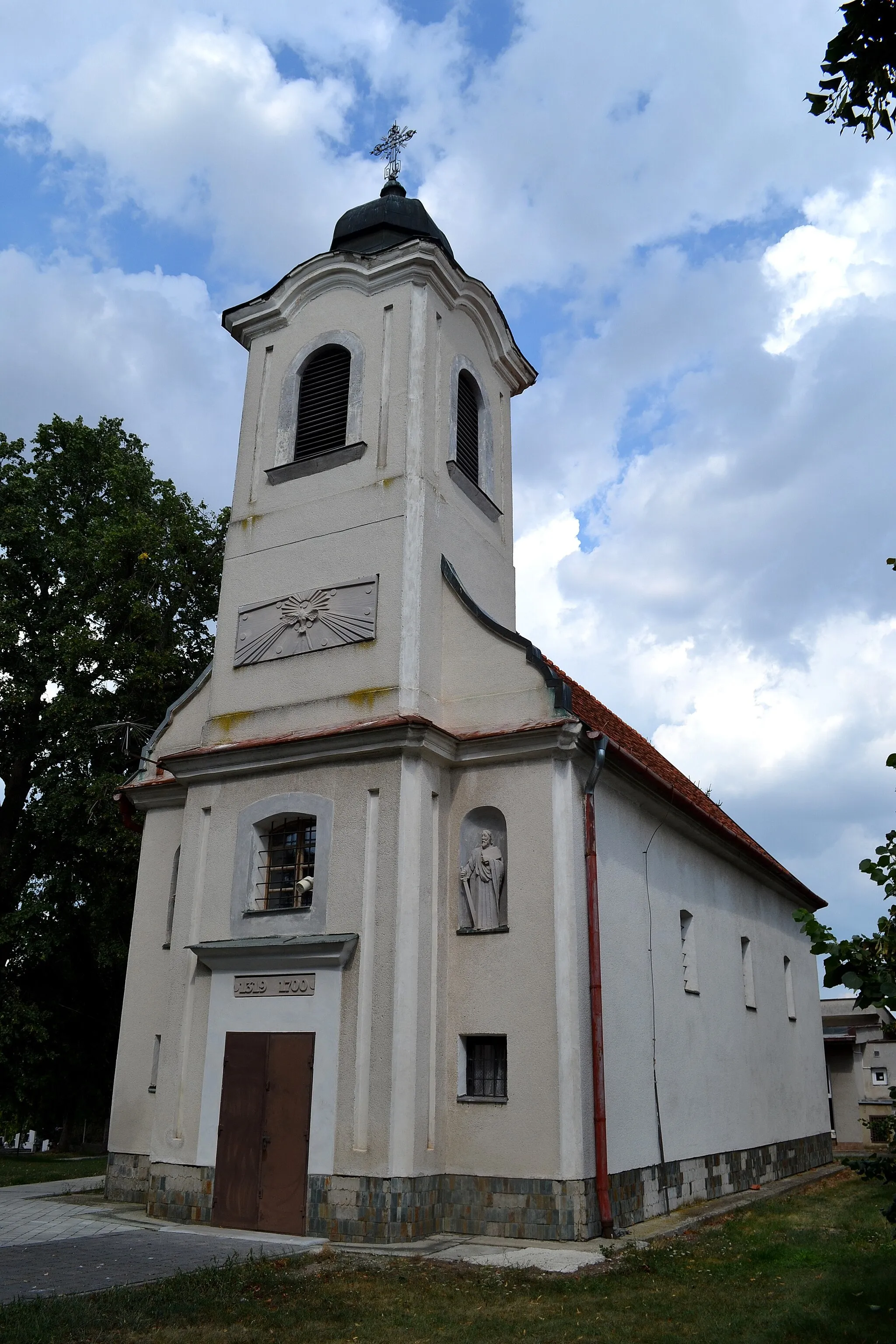 Photo showing: Radava (okr. Nové Zámky), Kostol svätého Ducha; celkový pohľad