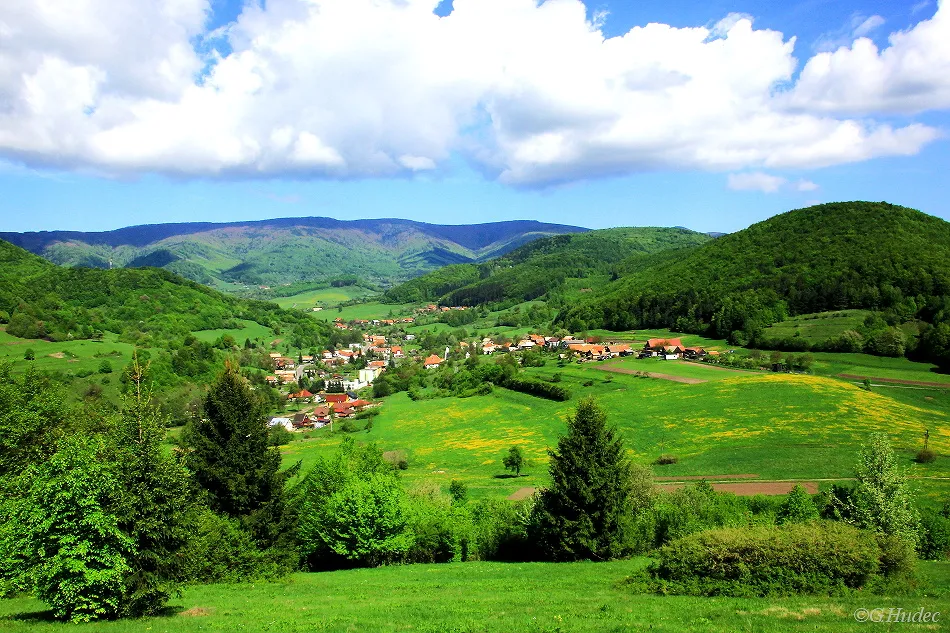 Photo showing: Village Ostrý Grúň, Slovakia