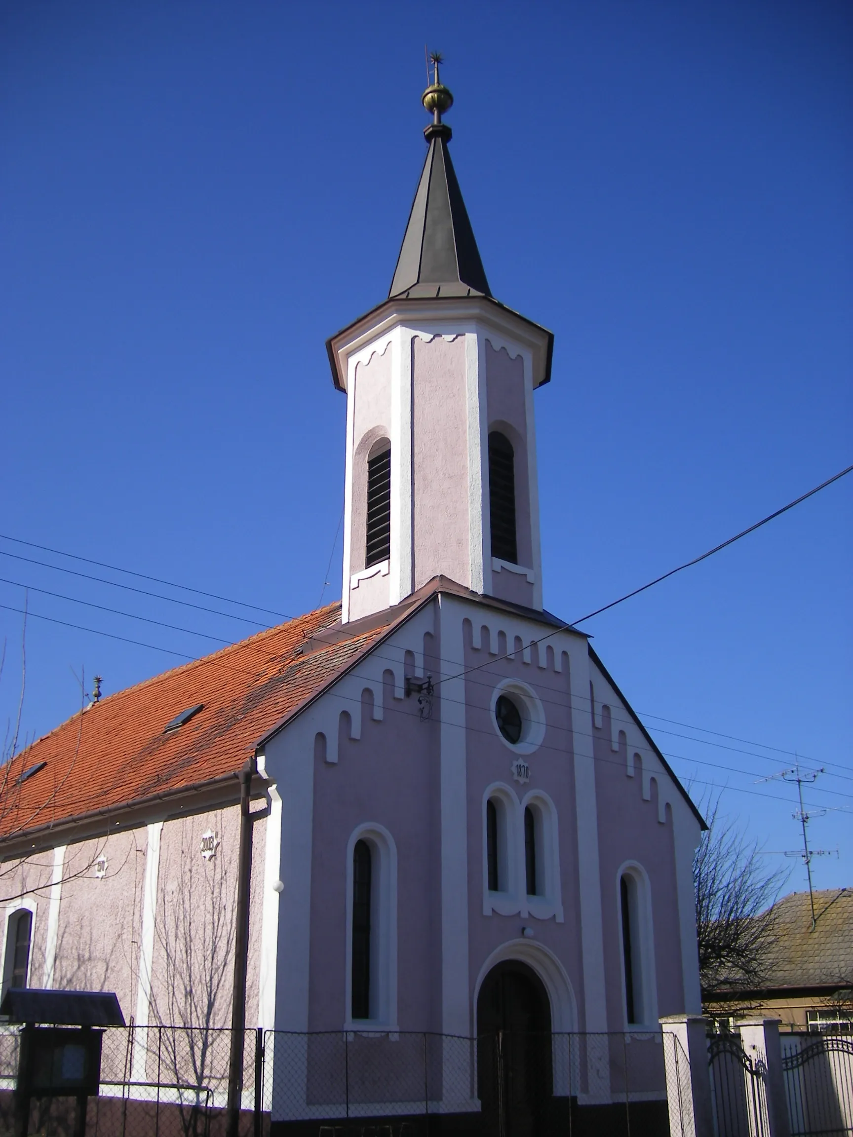 Photo showing: Megyercs - református templom