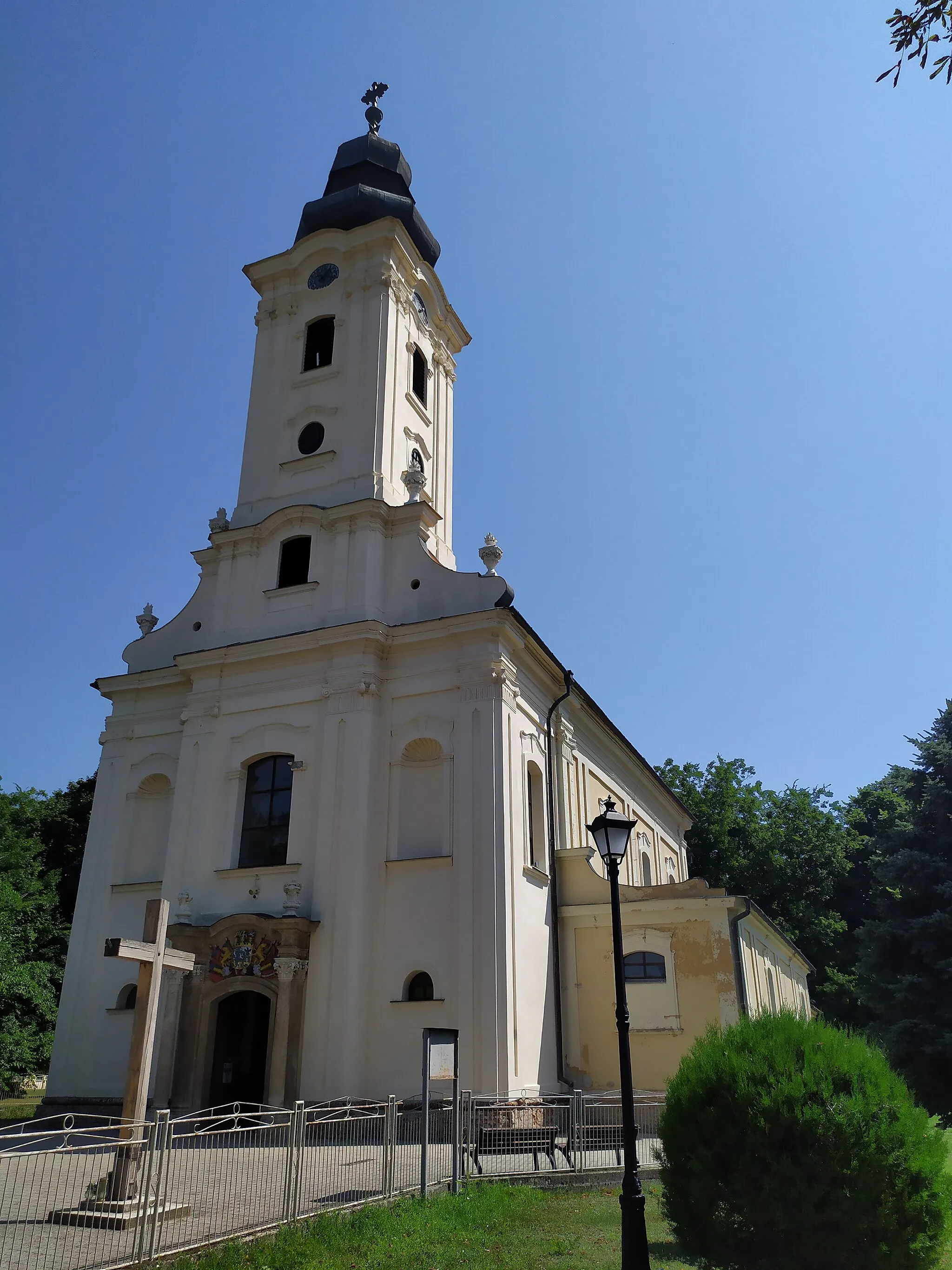 Photo showing: Palárikovo (okr. Nové Zámky), Kostol svätého Jána Nepomuckého
