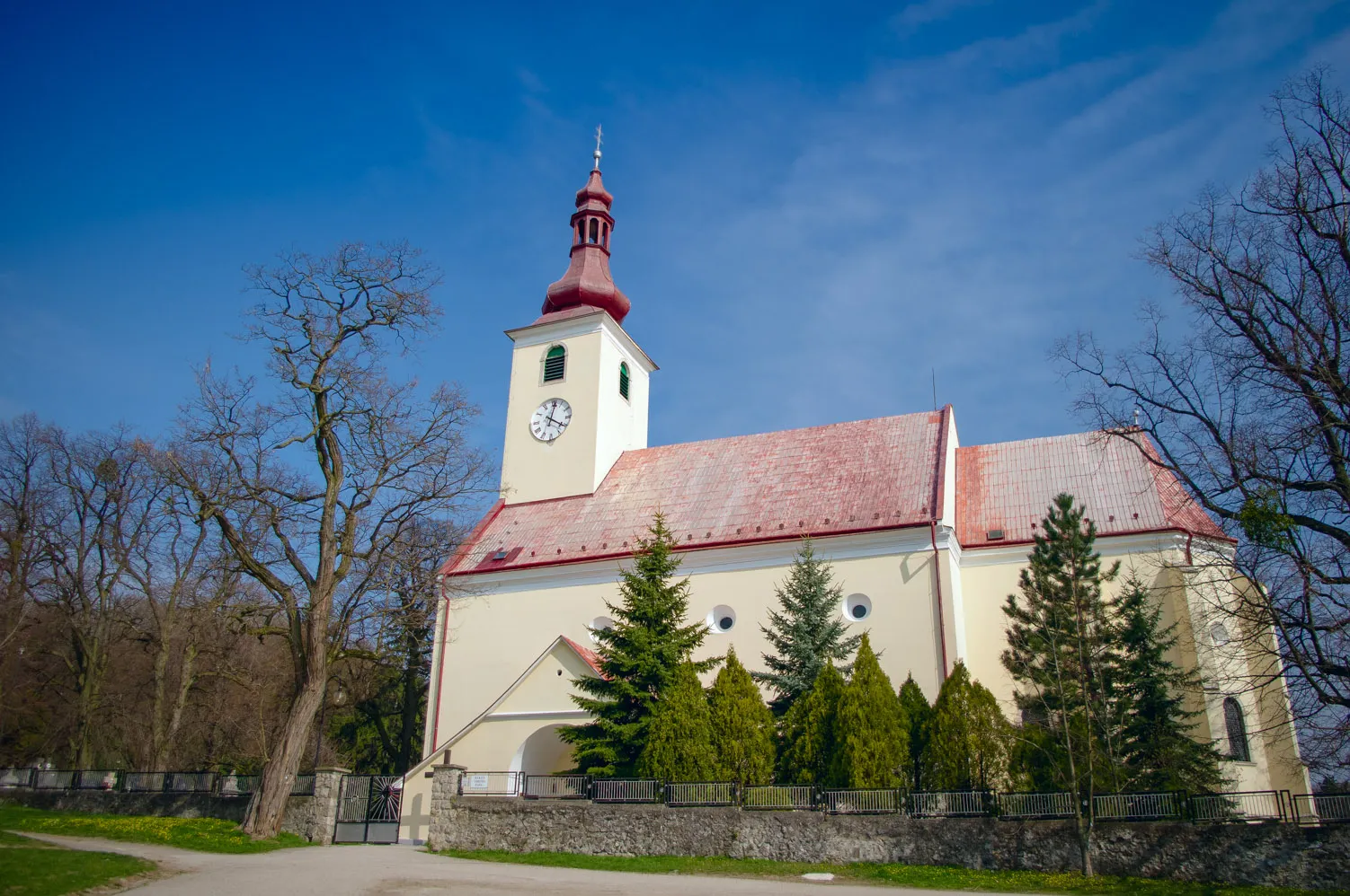 Photo showing: Church in Smolenice, Slovak Republic.