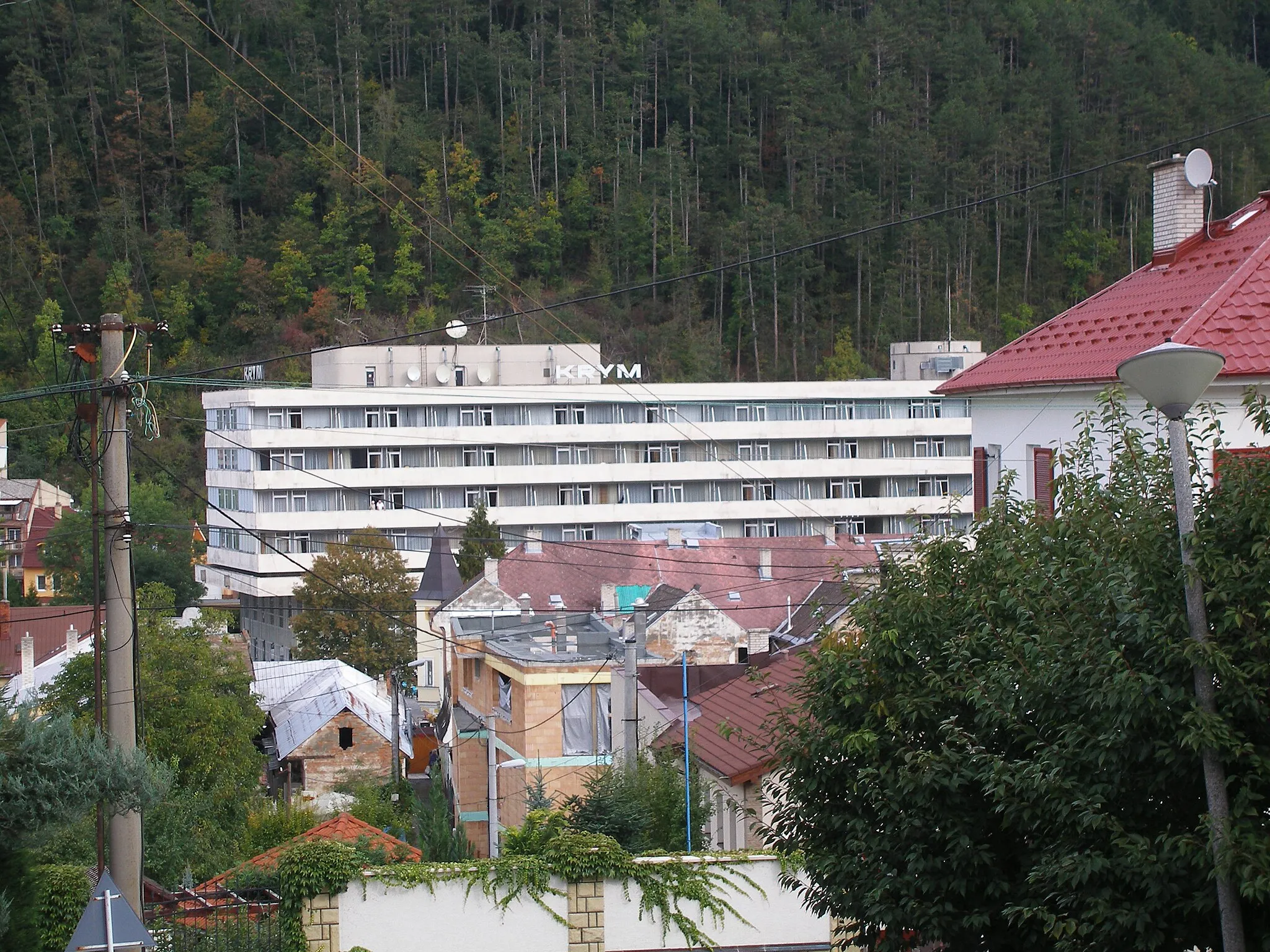Photo showing: Lázeňský hotel Krym pohledem z Bagárovy ulice v Trenčianských Teplicích.
