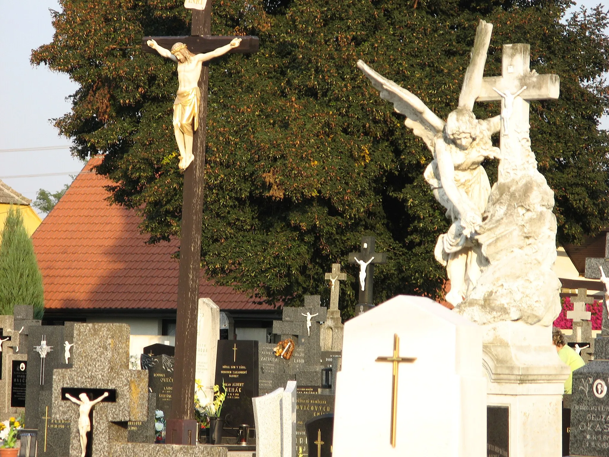Photo showing: cintorín nachádzajúci sa v obci Smolinské
