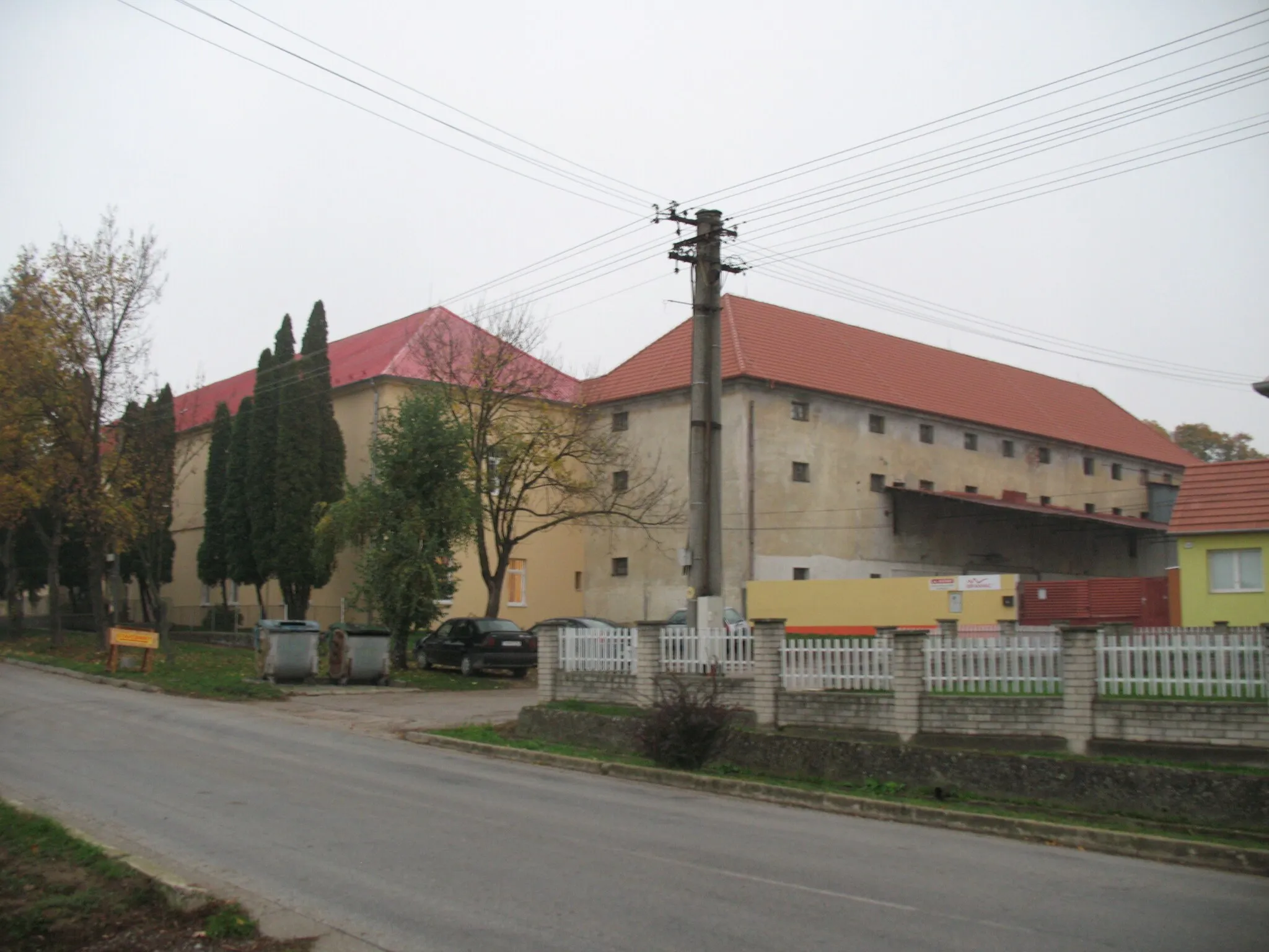 Photo showing: Kovarc