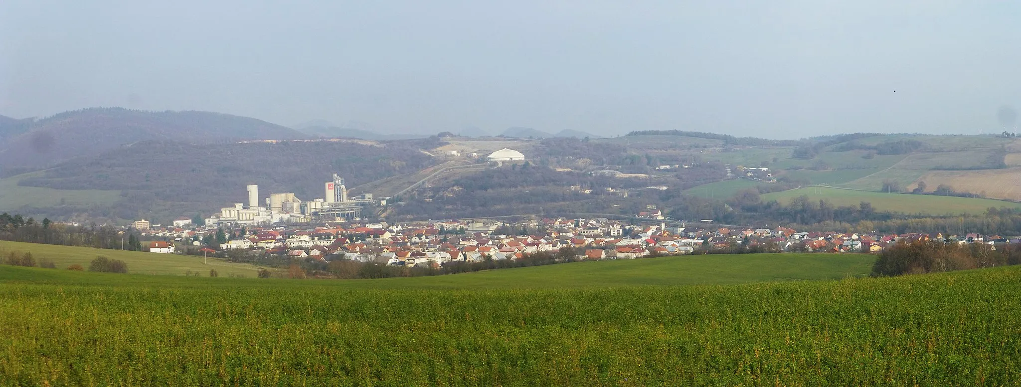 Photo showing: View on the Horné Srnie village and Vlára valley from the southwest. Trenčín district, Slovakia. Autmn 2018.