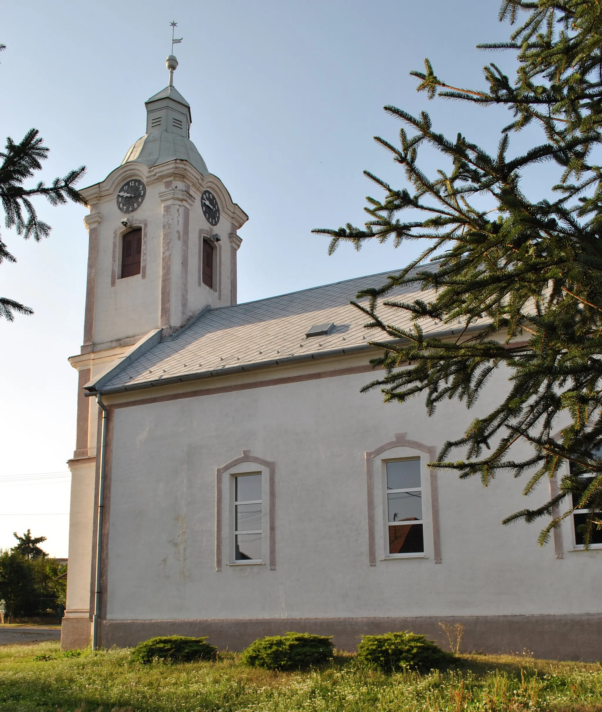 Photo showing: Ref. church in Dolná Seč