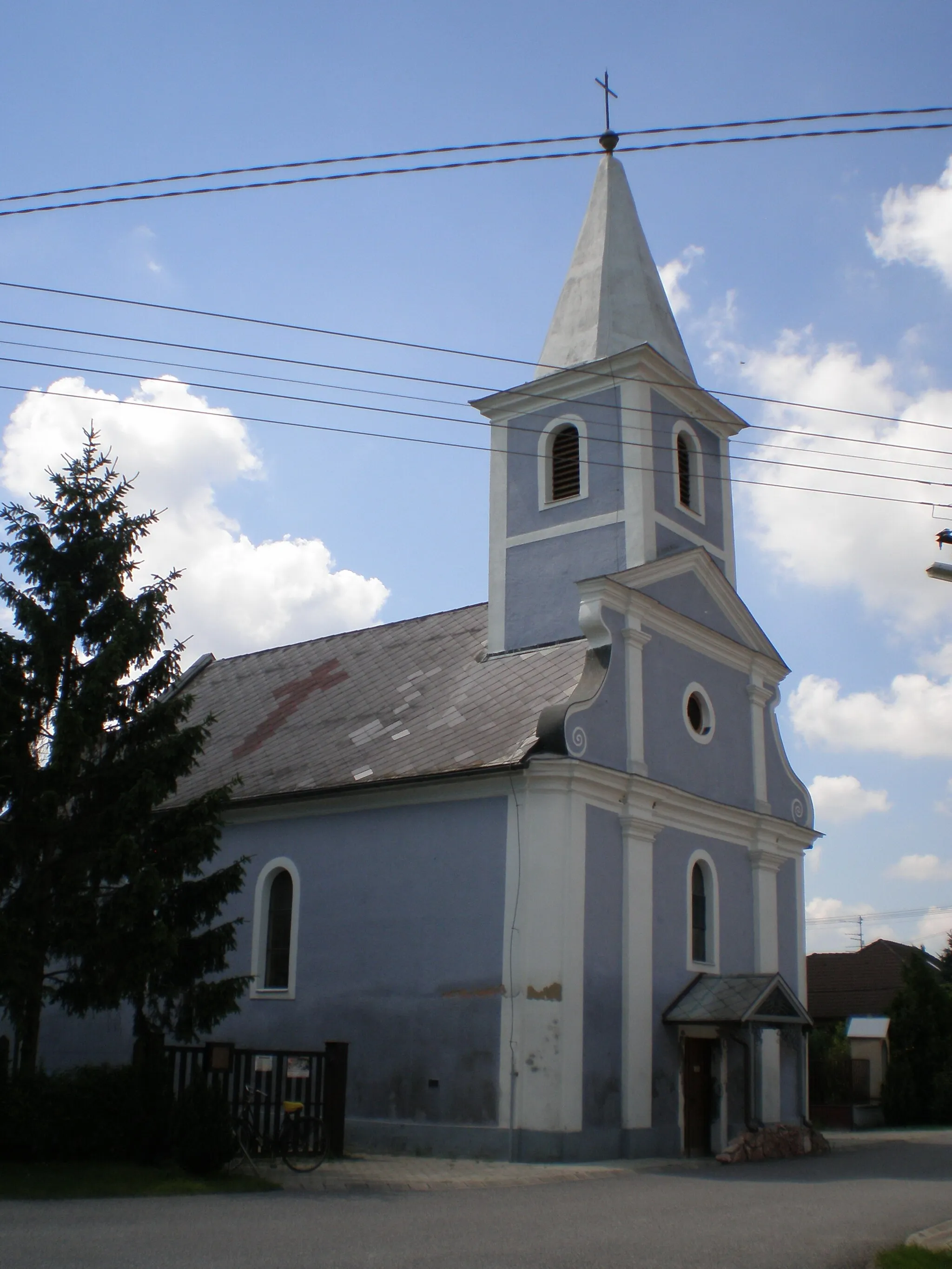 Photo showing: Roman Catholic Church - Dunaremete, Hungary