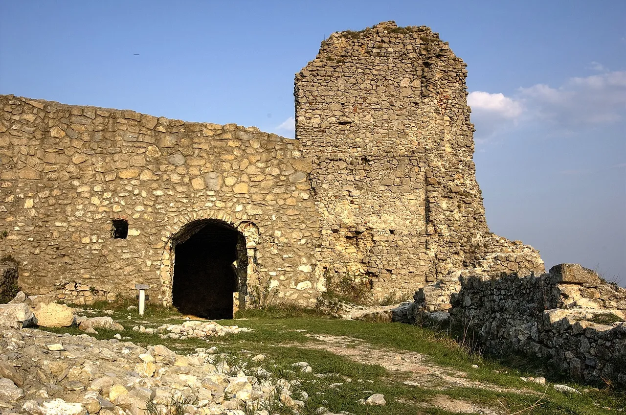 Photo showing: Branč Castle