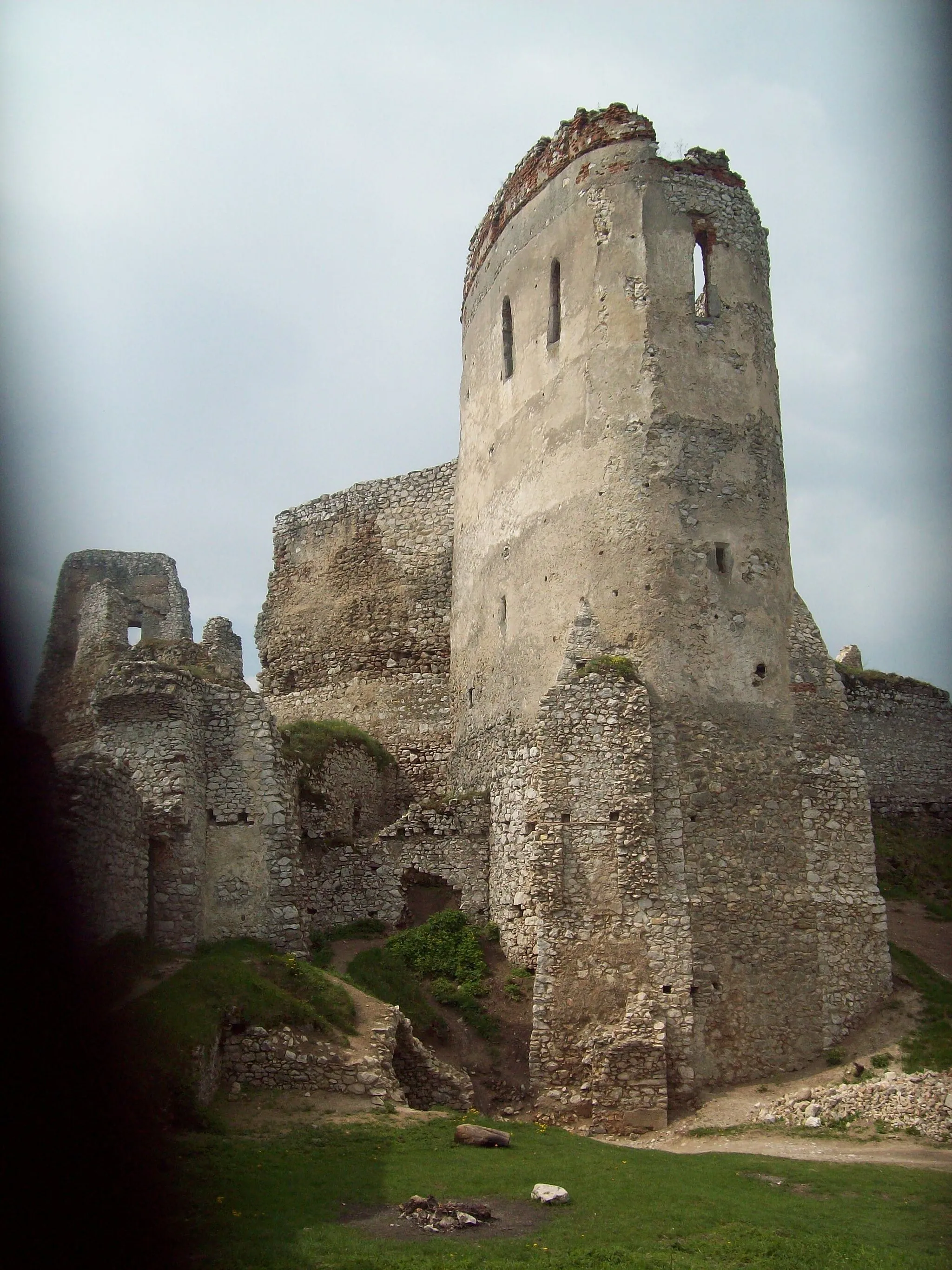 Photo showing: Cachtice castle