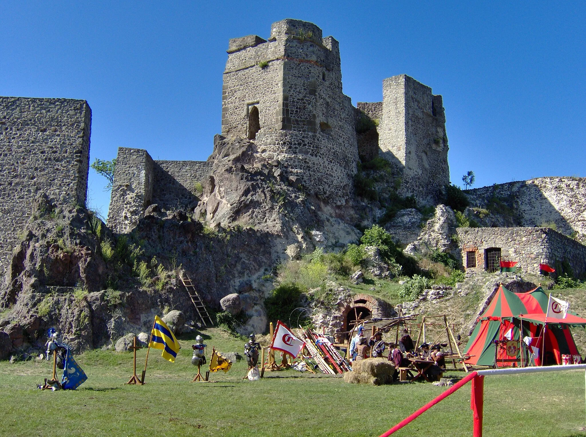 Photo showing: Historic castle games in Levice,  2009