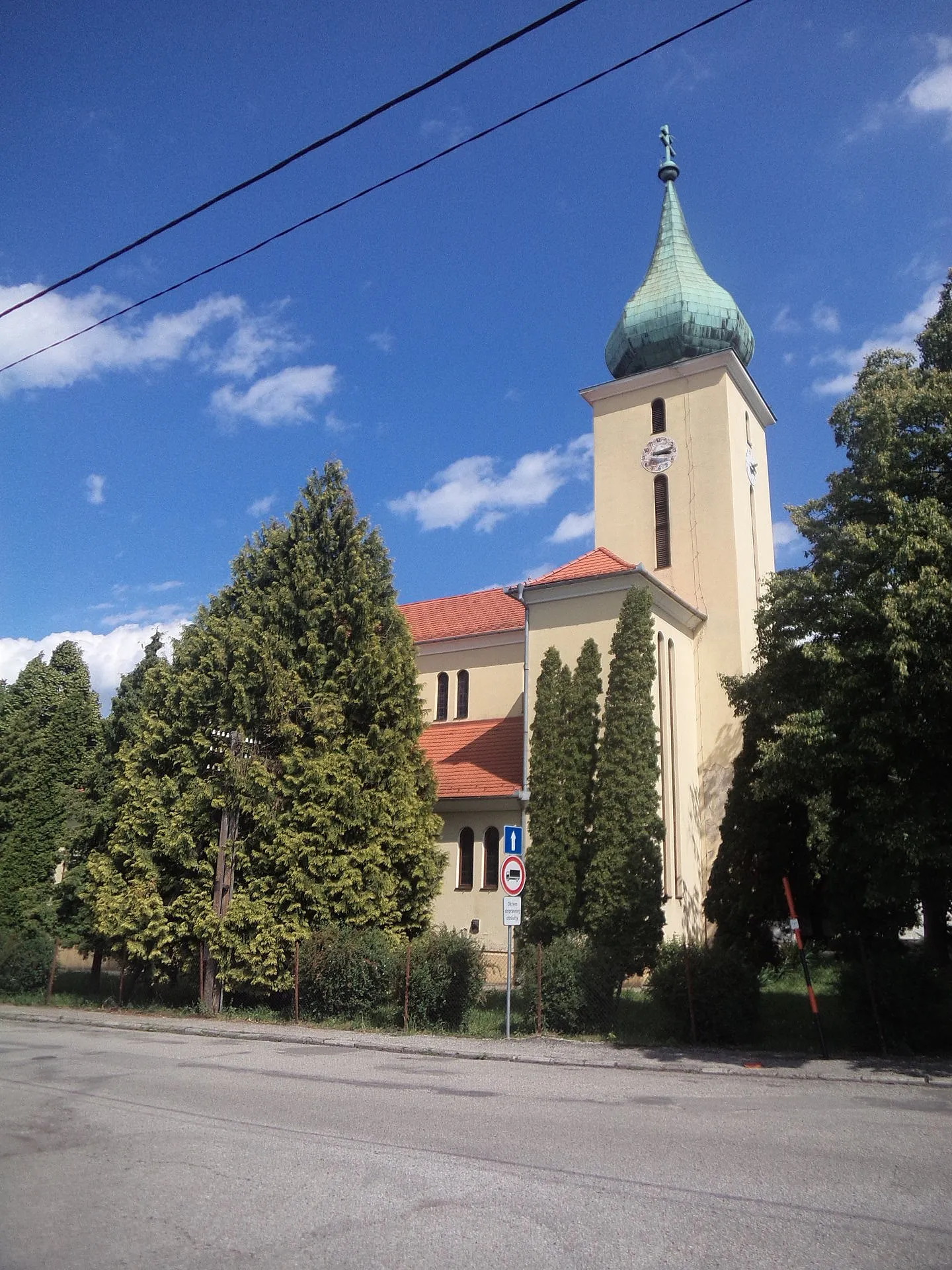 Photo showing: Nyitra Molnos templom