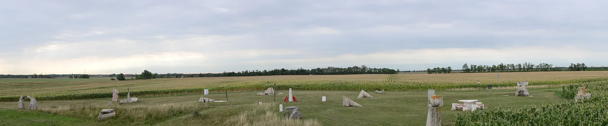 Photo showing: Sculpture Park at the border triangle between Austria, Hungary and Slovakia. The boundary stone also marks the easternmost point of Austria.