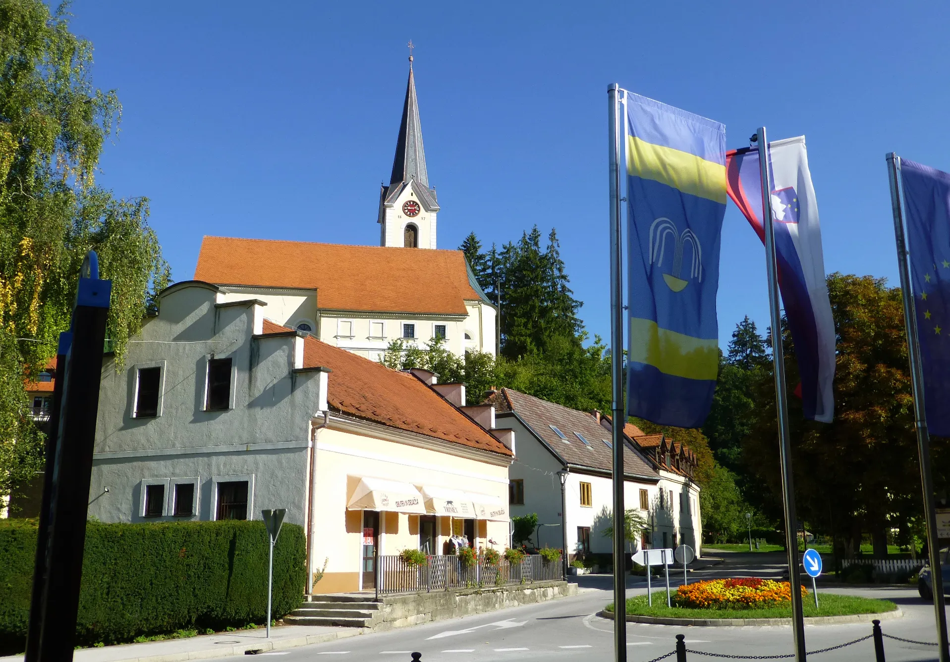Photo showing: The center of Dobrna and its church, Slovenia. Spa municipality near Zalec.