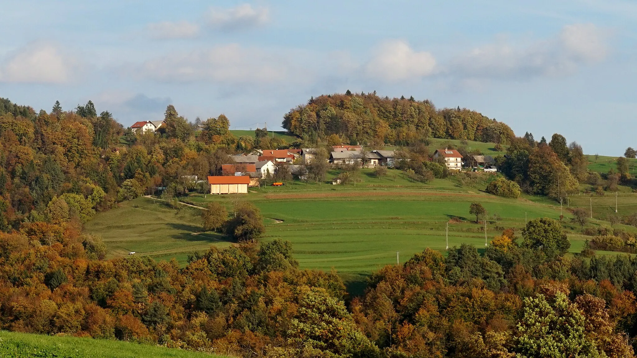 Photo showing: The village of Gorenje Brezovo in Ivančna Gorica municipality, Slovenia