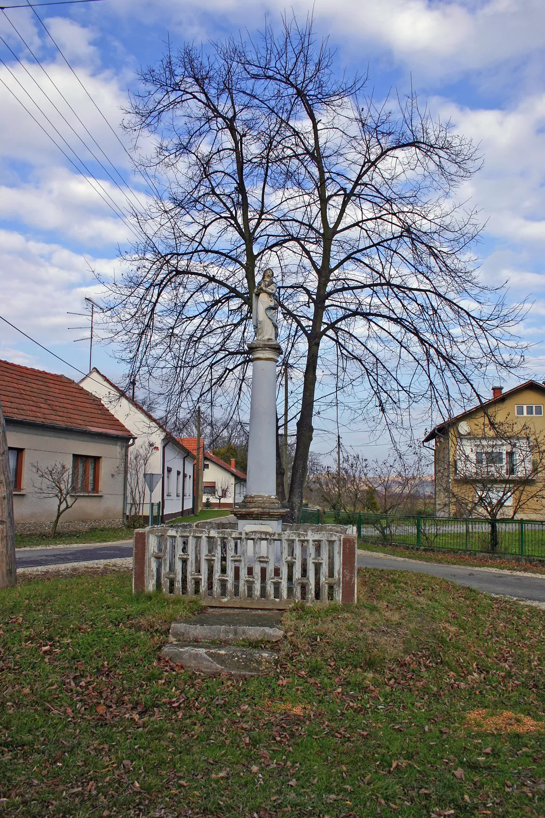 Photo showing: Pillar  shrine,  Petišovci. Built in ca. 1800.