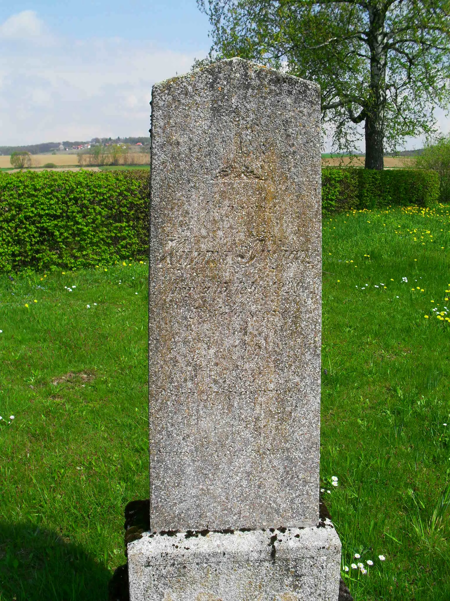 Photo showing: The grave of Júlia Küzma with prekmurian (prekmurščina) inscription in the Tešanovci Cemetery