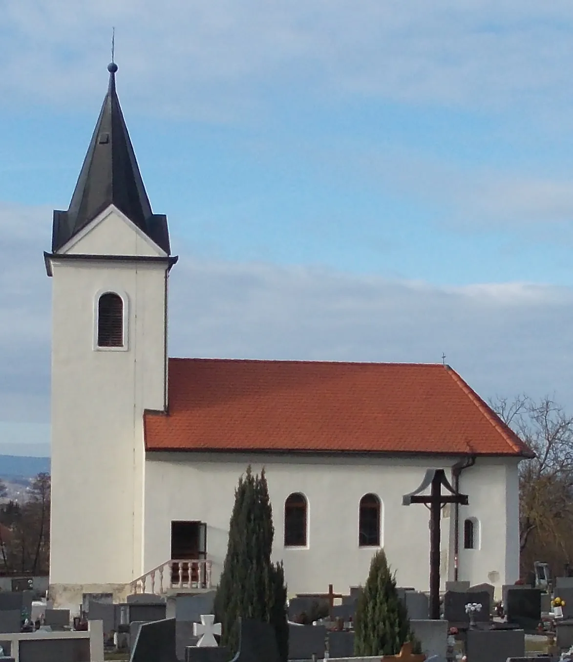 Photo showing: St. Martin's Church (Velike Malence)