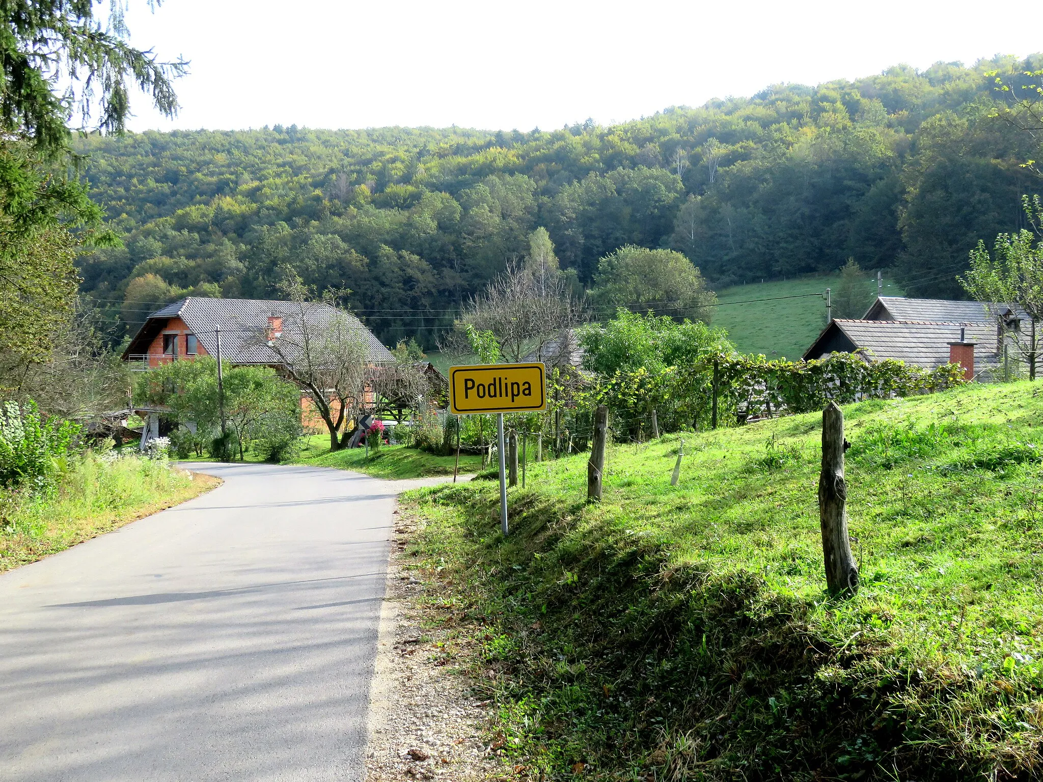 Photo showing: The hamlet of Morava in Podlipa, Municipality of Žužemberk, Slovenia