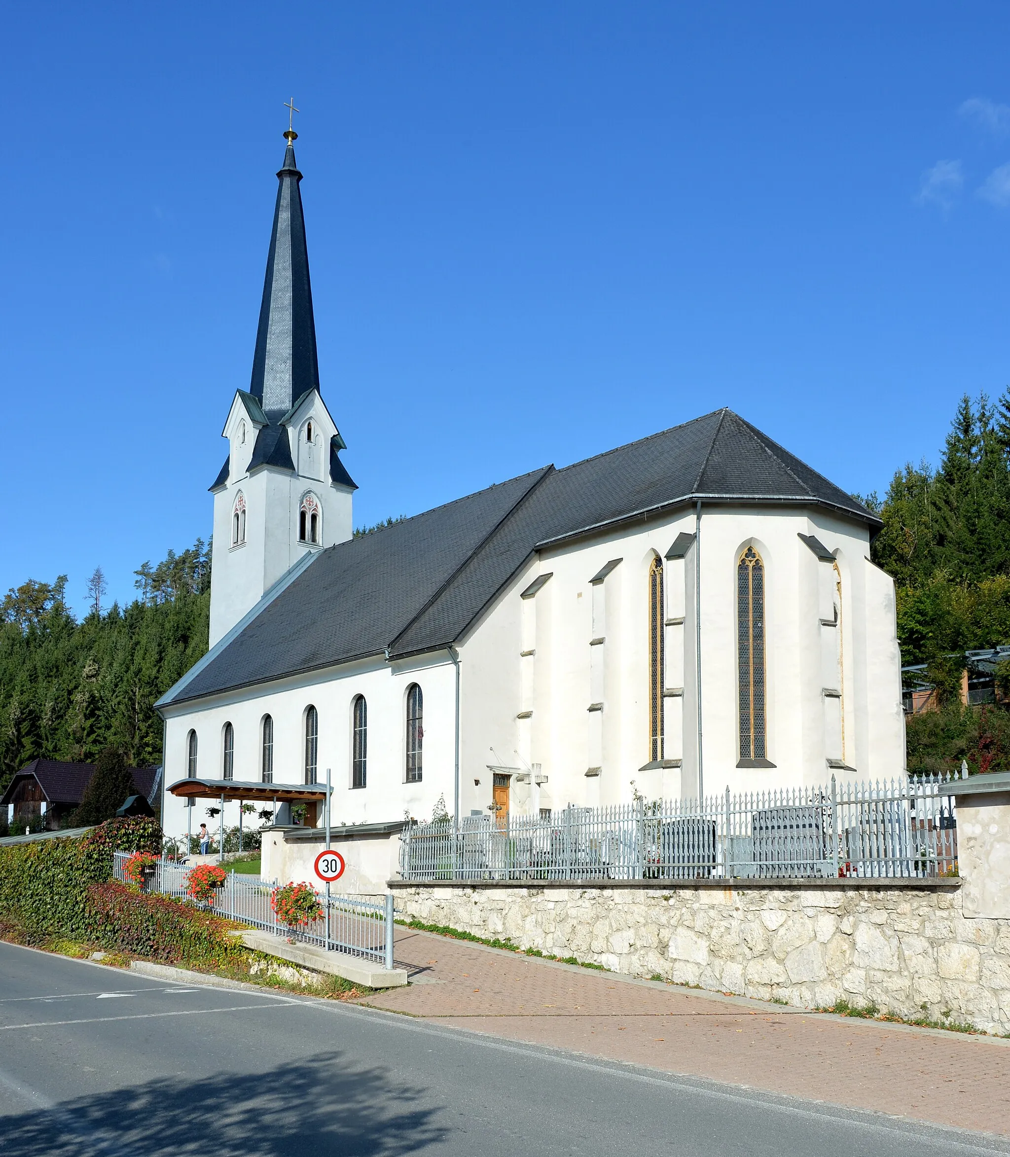 Photo showing: Parish church Saint Michael in Sankt Michael ob Bleiburg, market town Feistritz ob Bleiburg, district Voelkermarkt, Carinthia, Austria, EU