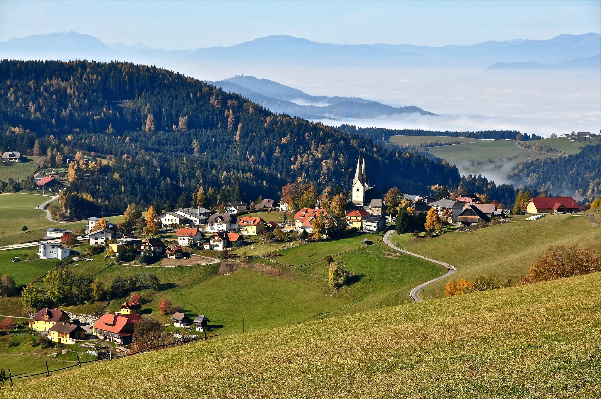 Photo showing: Eastern view of Diex, municipality Diex, district Völkermarkt, Carinthia, Austria, EU